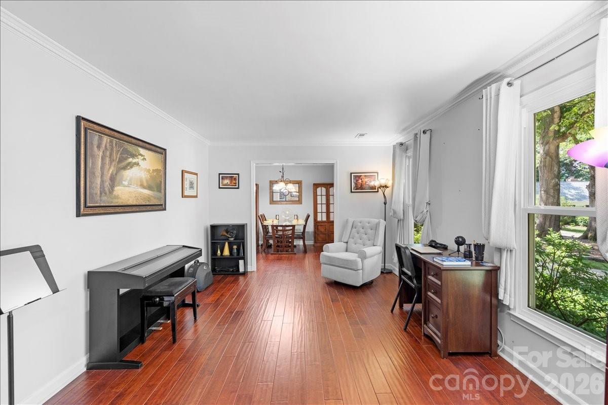 9614 Lone Oak Court — Charlotte