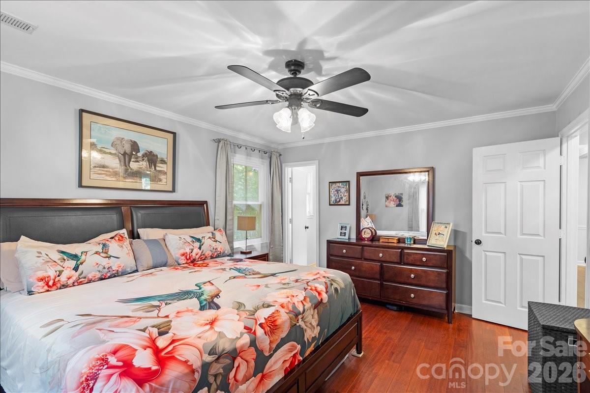 9614 Lone Oak Court — Charlotte