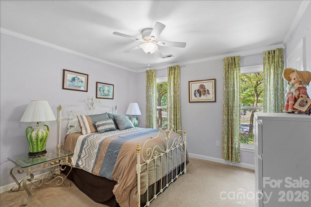 9614 Lone Oak Court — Charlotte