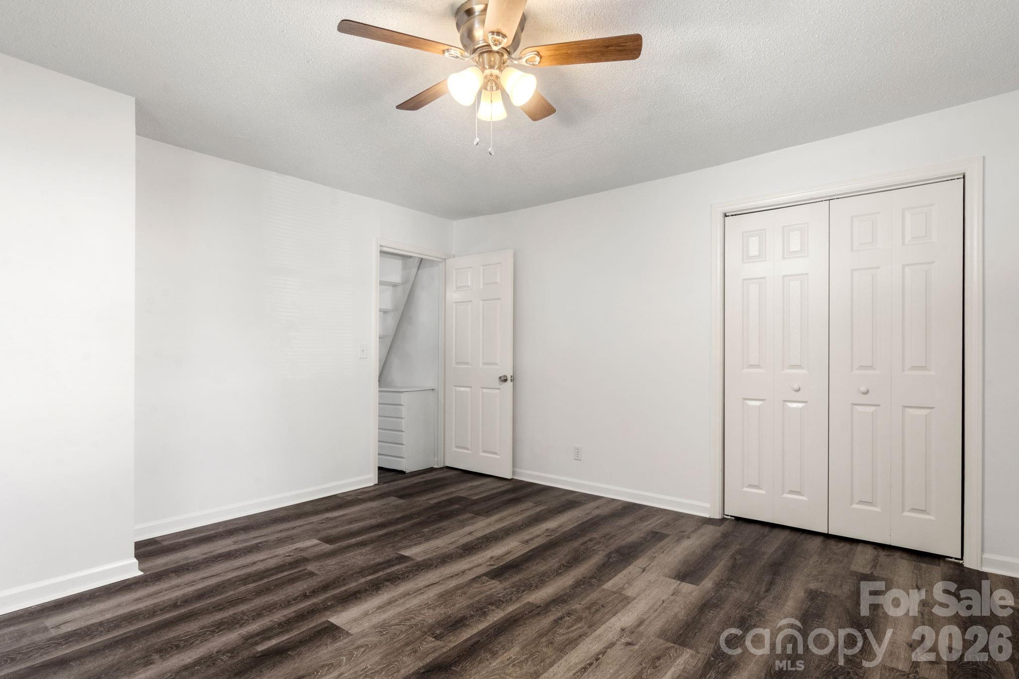 609 S Oak Street — Gastonia