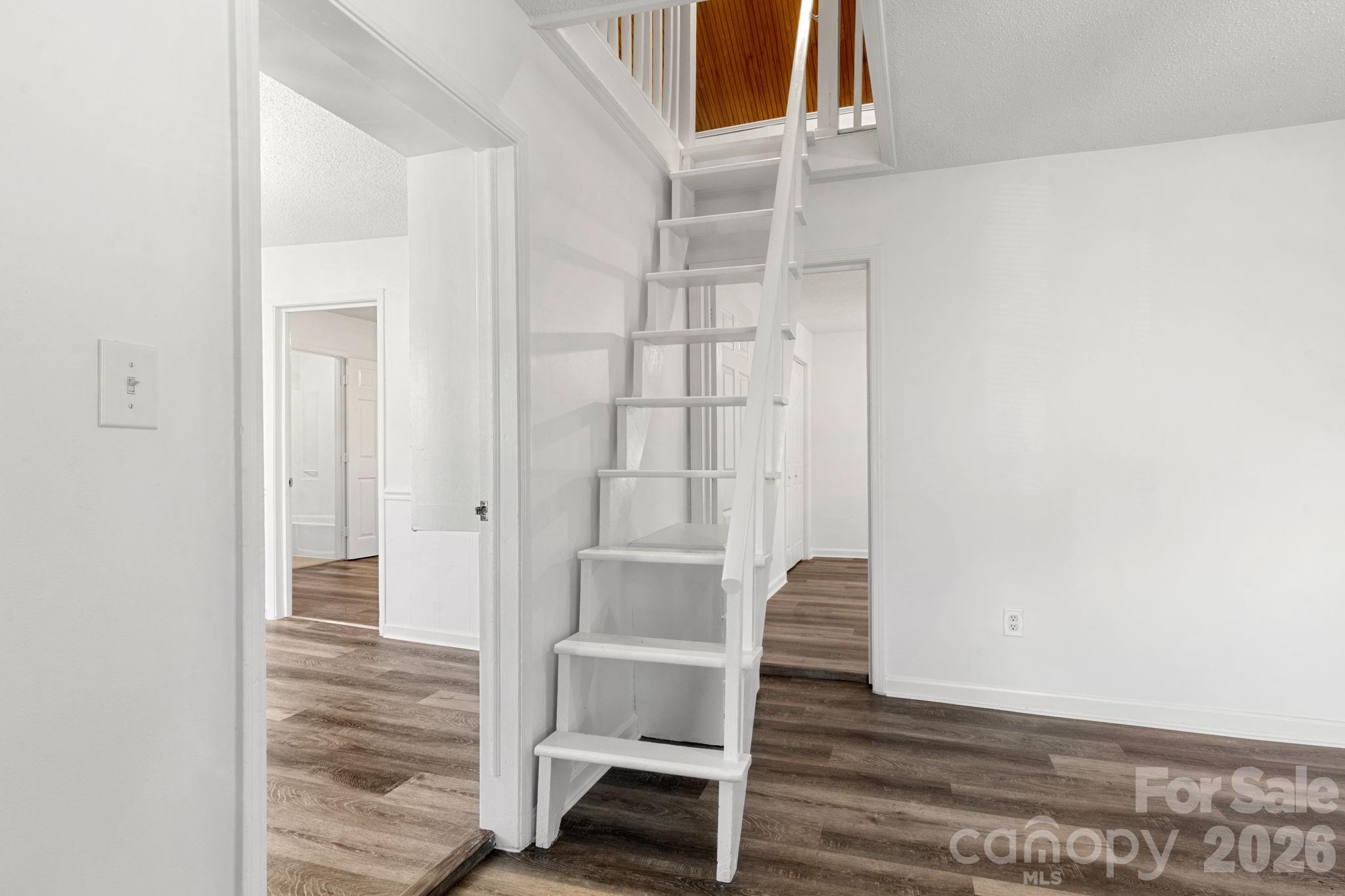 609 S Oak Street — Gastonia
