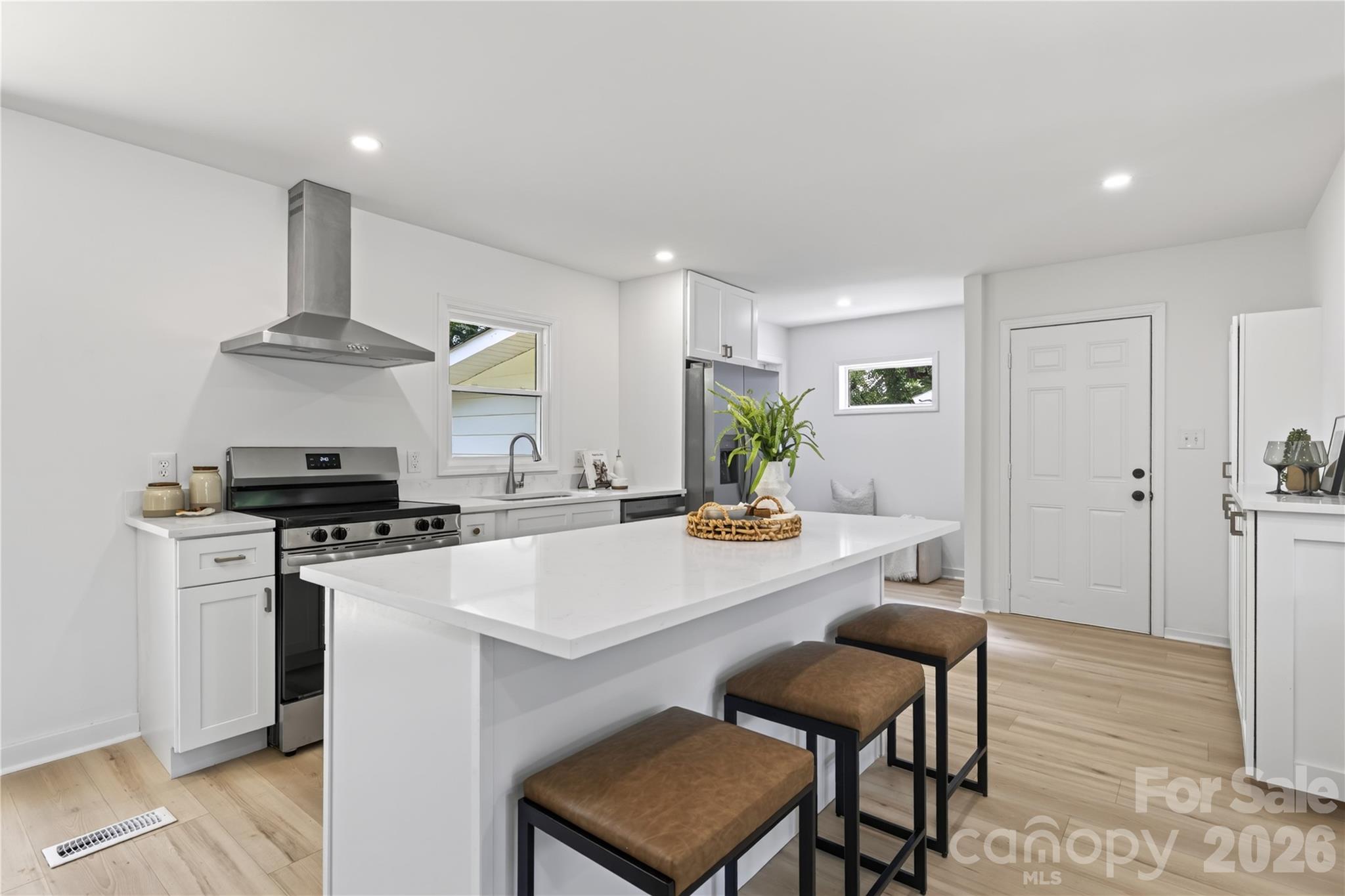 3826 Sudbury Road — Charlotte