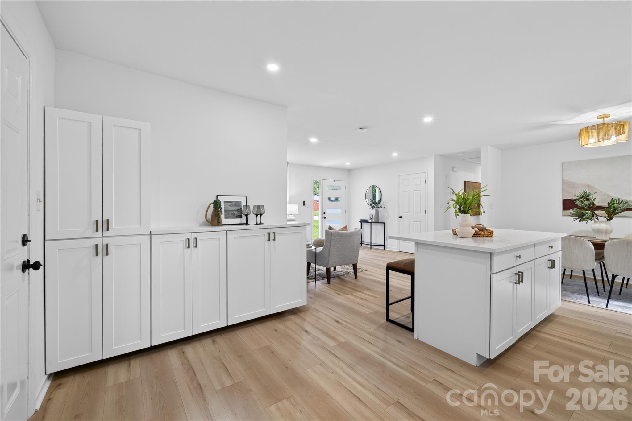 3826 Sudbury Road — Charlotte