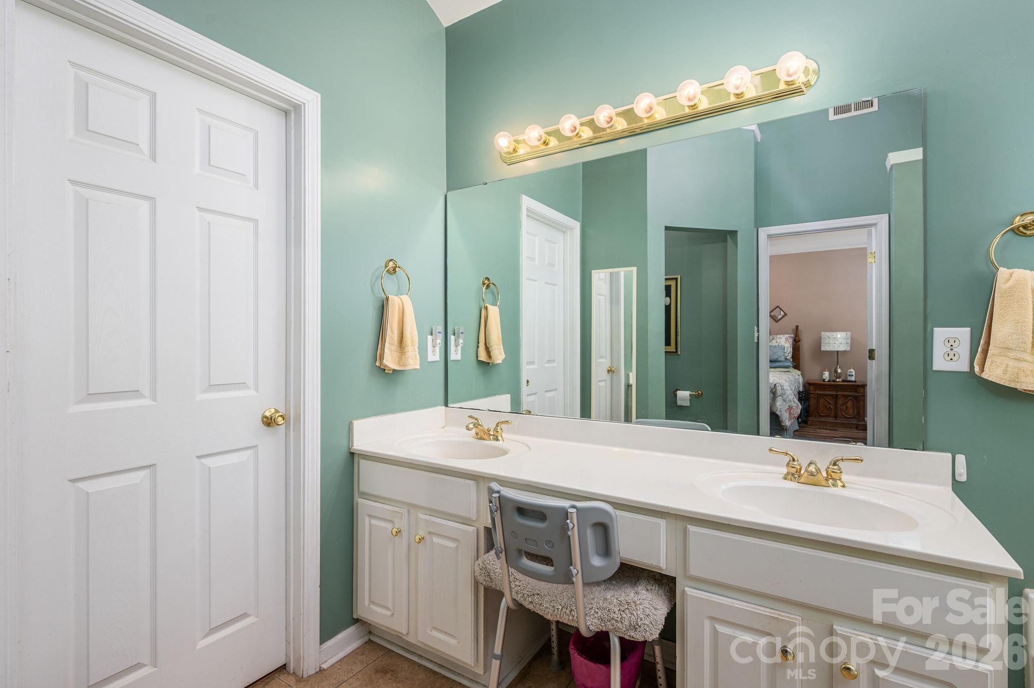 11132 Chastain Parc Drive — Charlotte