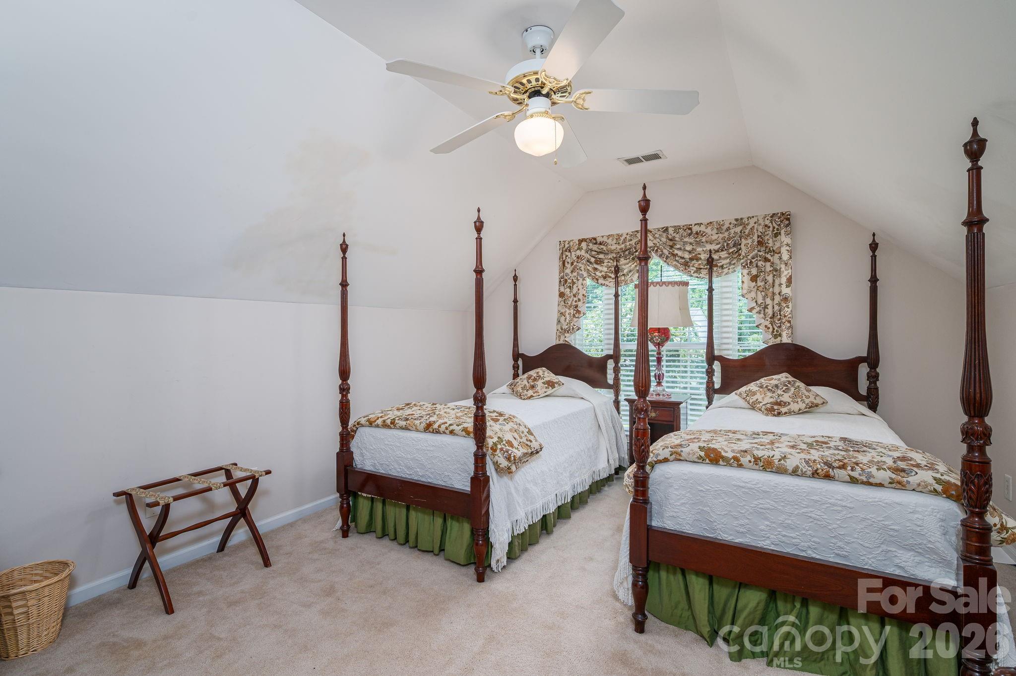 11132 Chastain Parc Drive — Charlotte