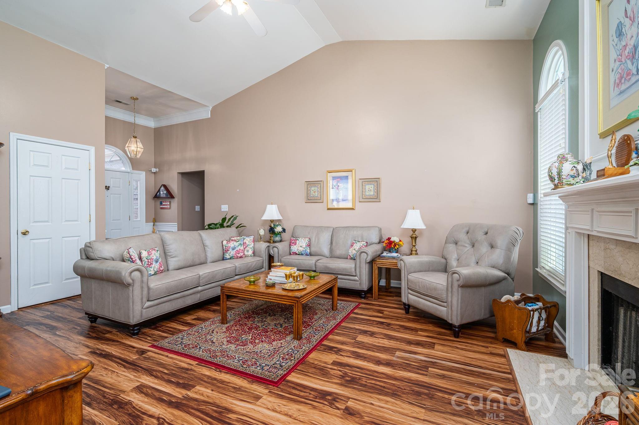 11132 Chastain Parc Drive — Charlotte
