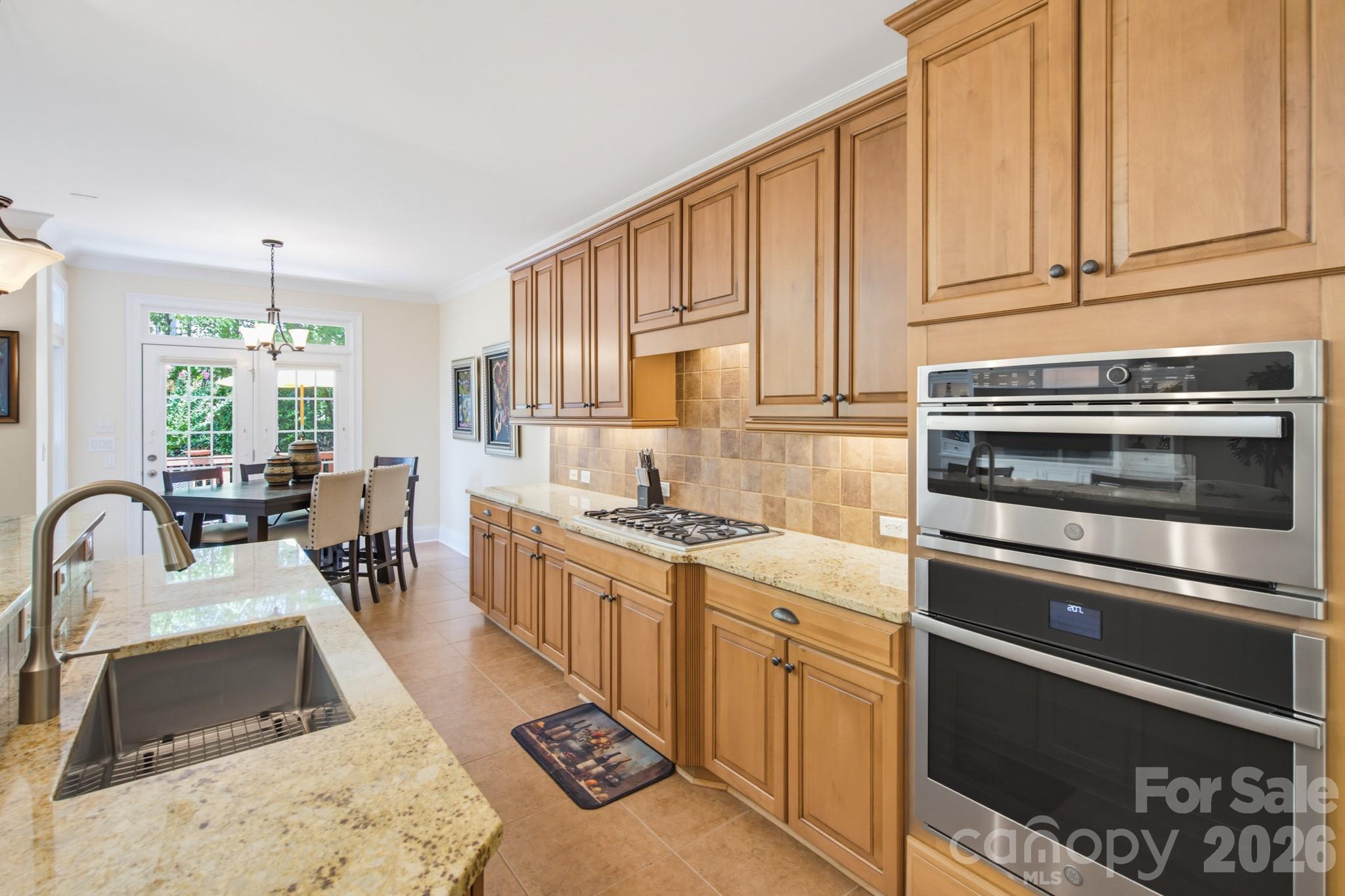 16506 Doves Canyon Lane — Charlotte