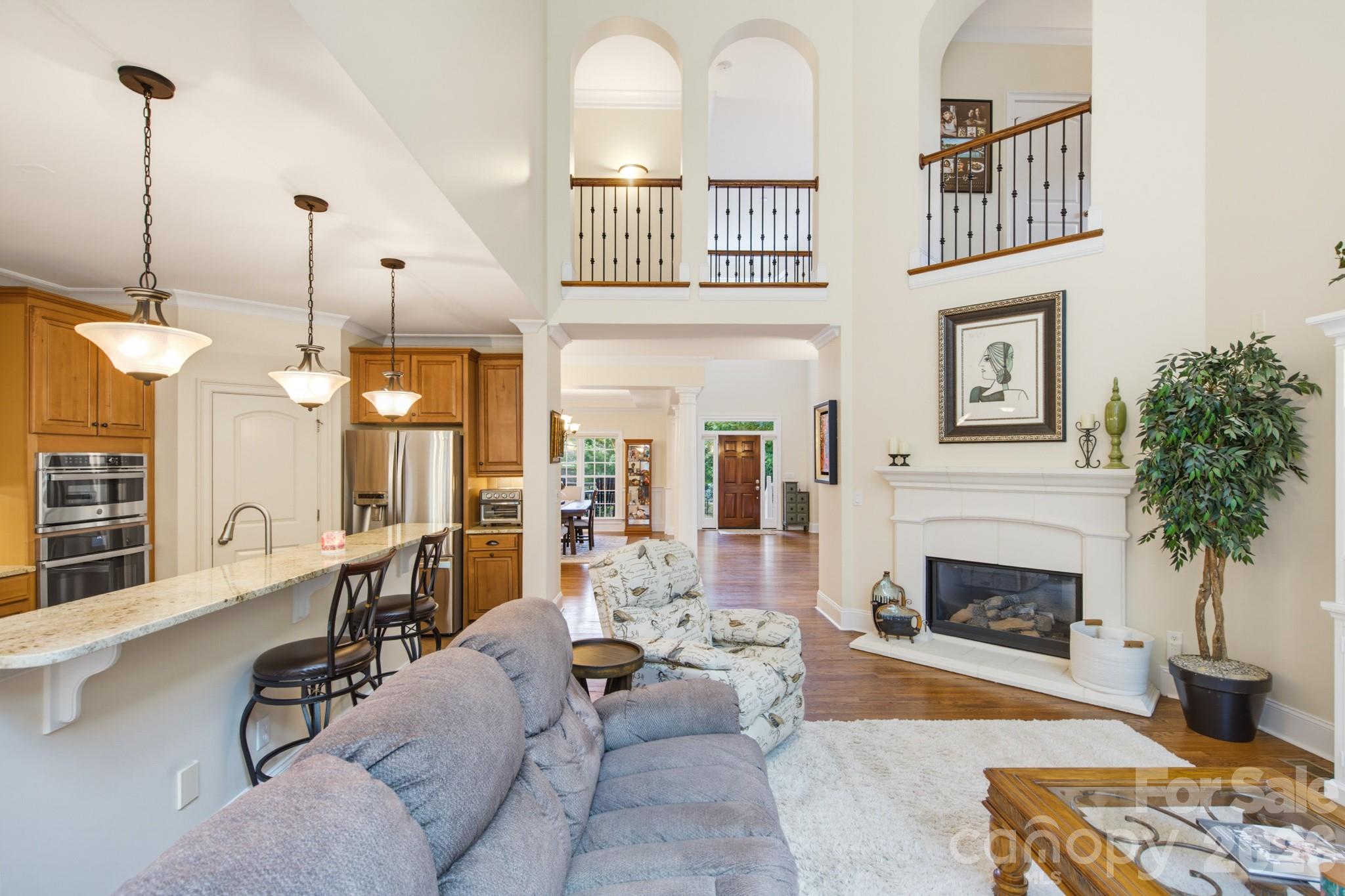 16506 Doves Canyon Lane — Charlotte