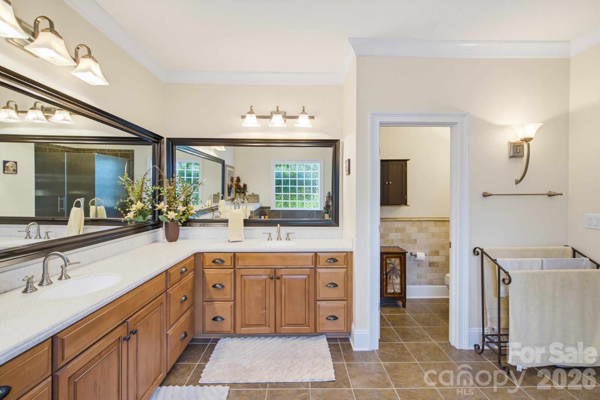 16506 Doves Canyon Lane — Charlotte