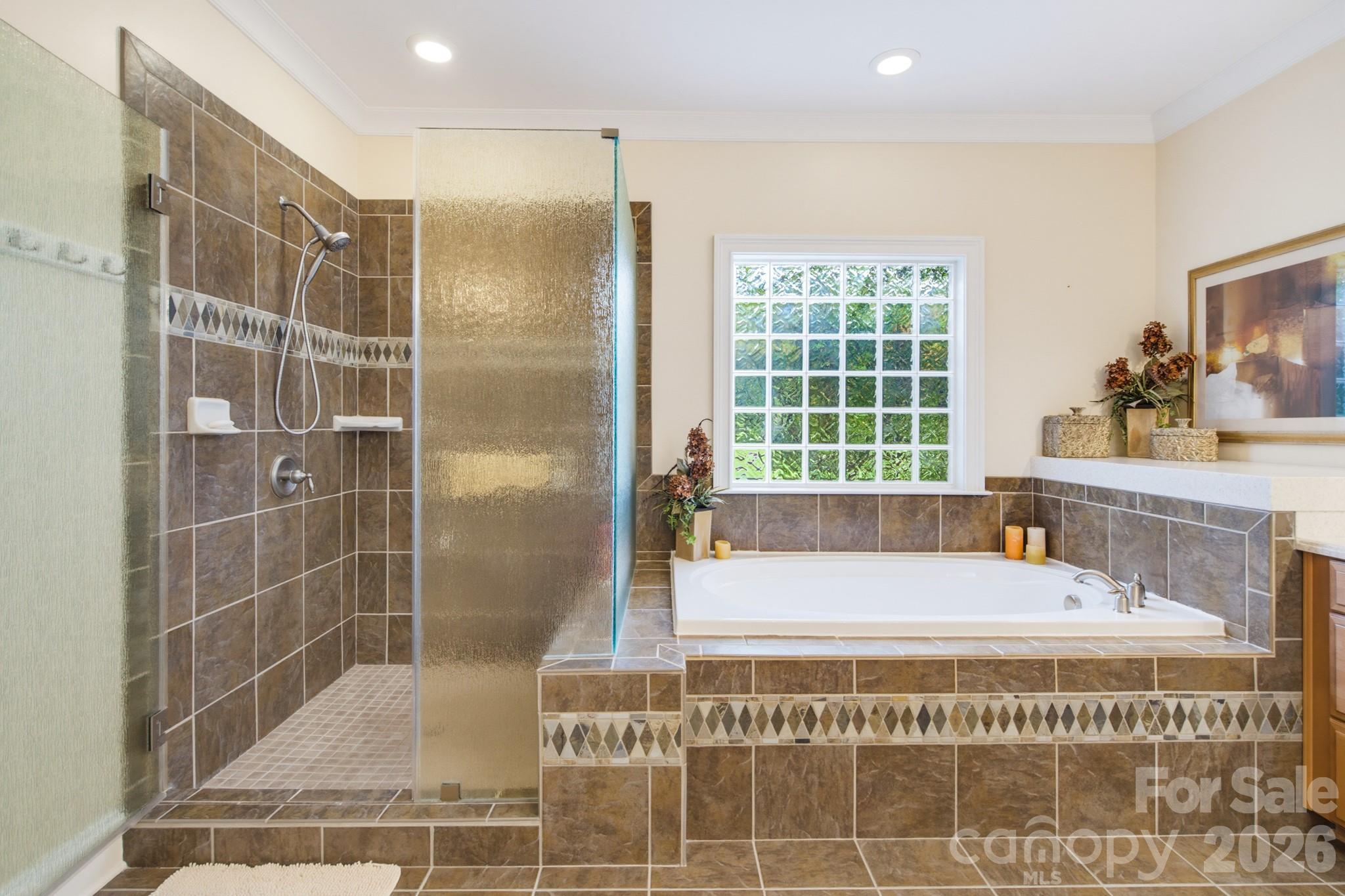 16506 Doves Canyon Lane — Charlotte