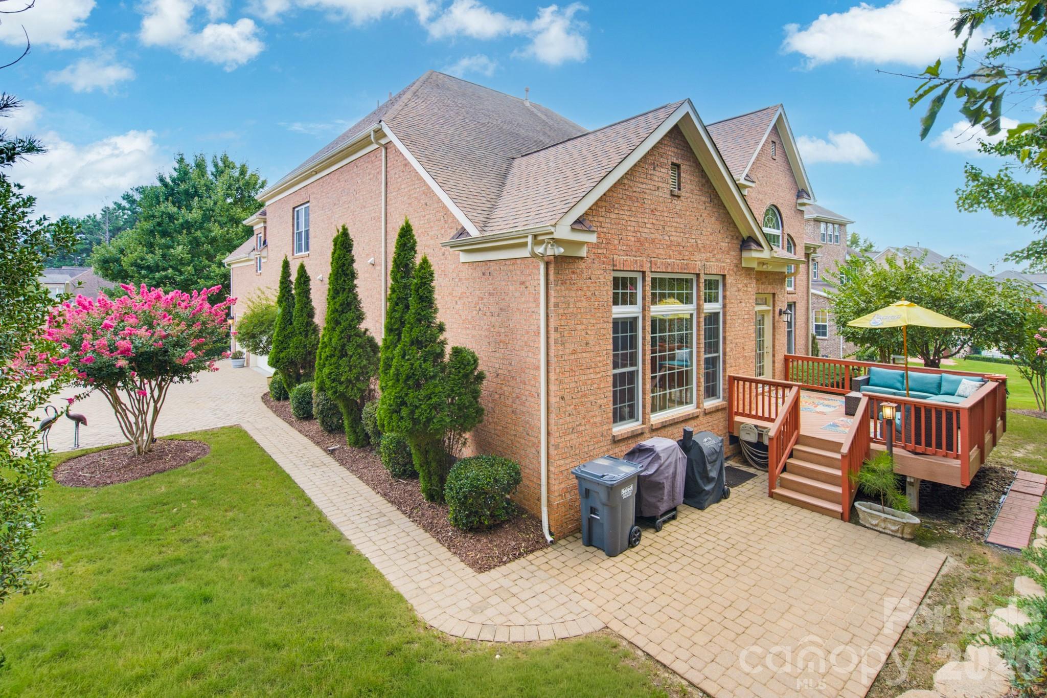 16506 Doves Canyon Lane — Charlotte