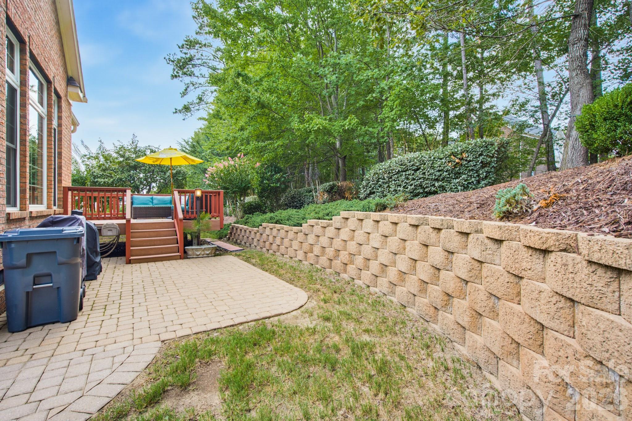 16506 Doves Canyon Lane — Charlotte