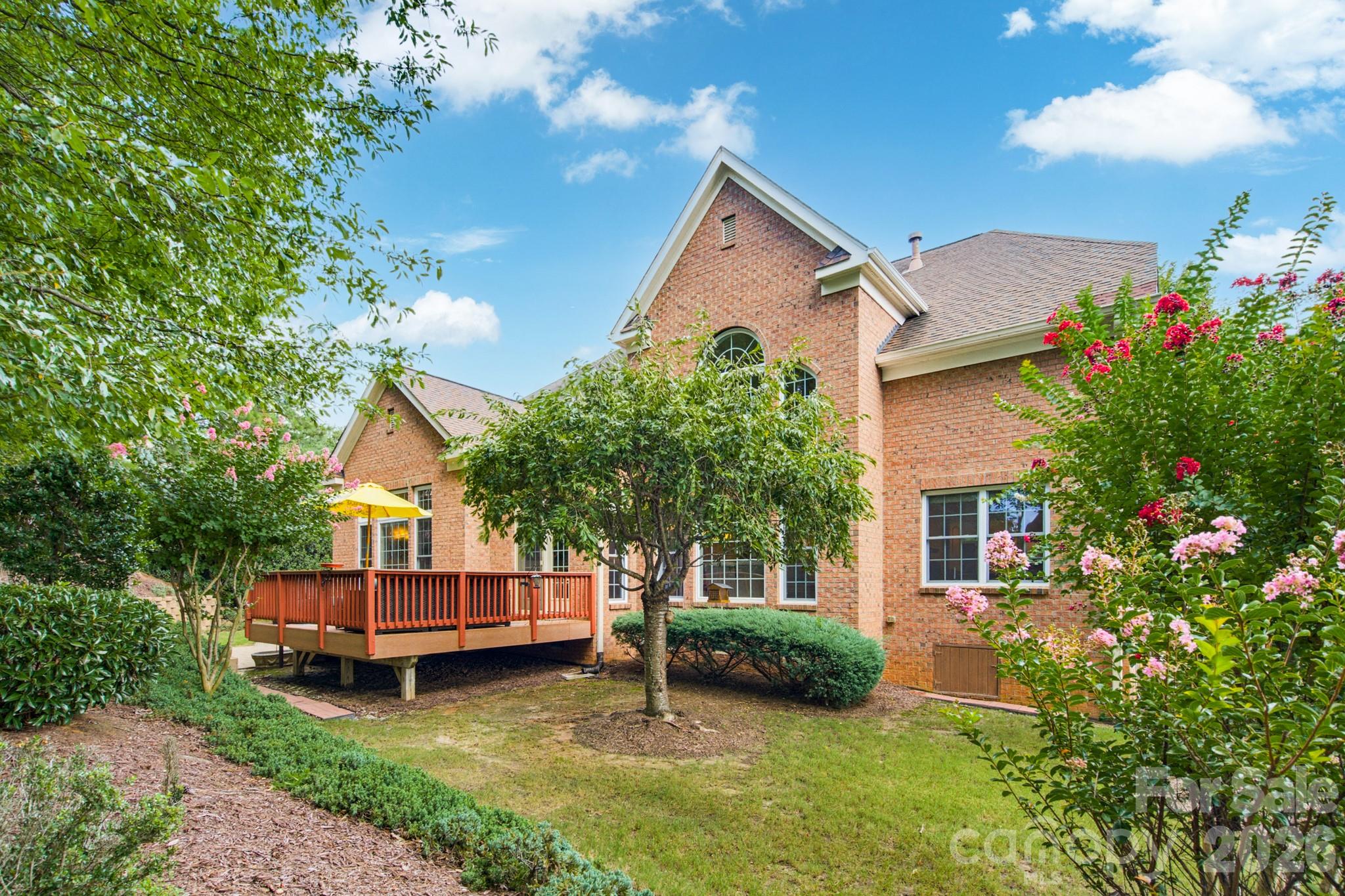 16506 Doves Canyon Lane — Charlotte