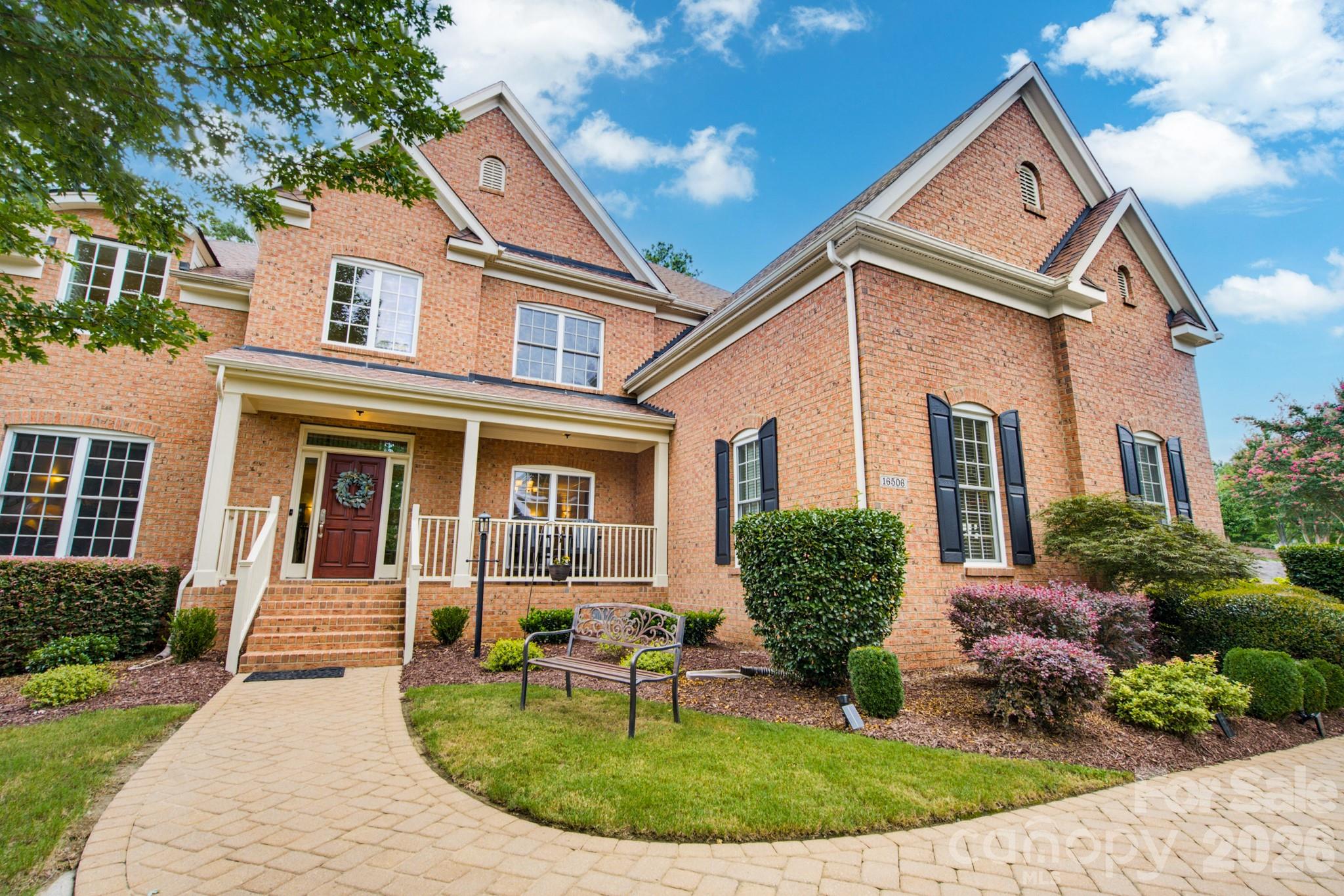 16506 Doves Canyon Lane — Charlotte