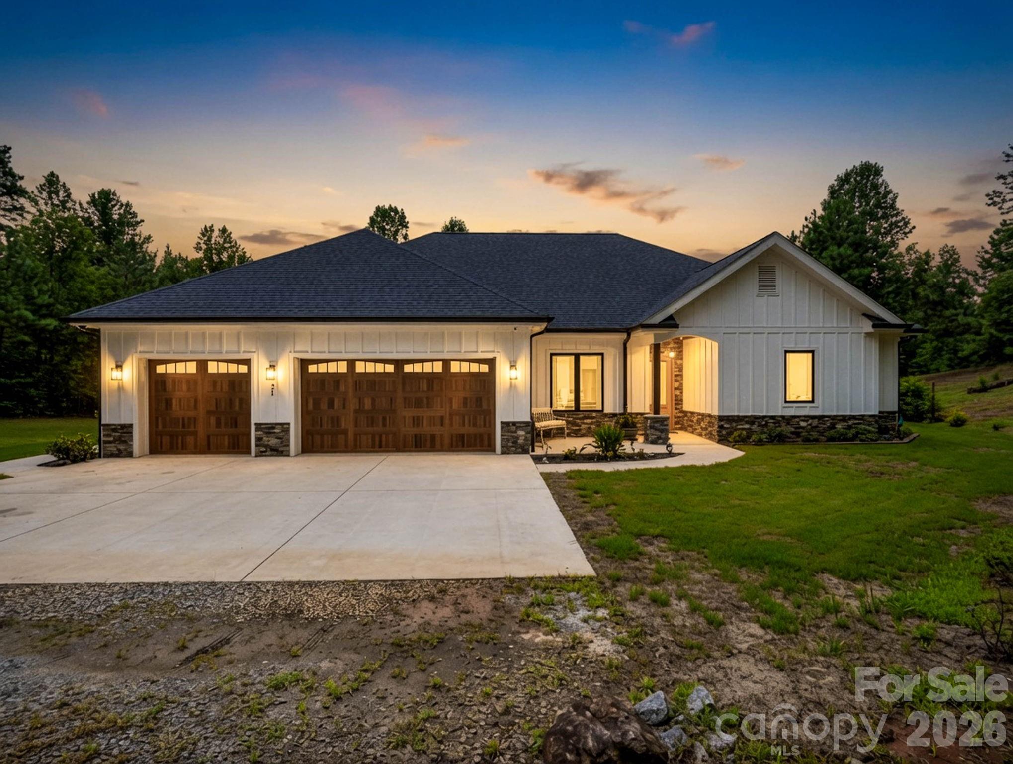 21 Rock Ridge Road — Mill Spring