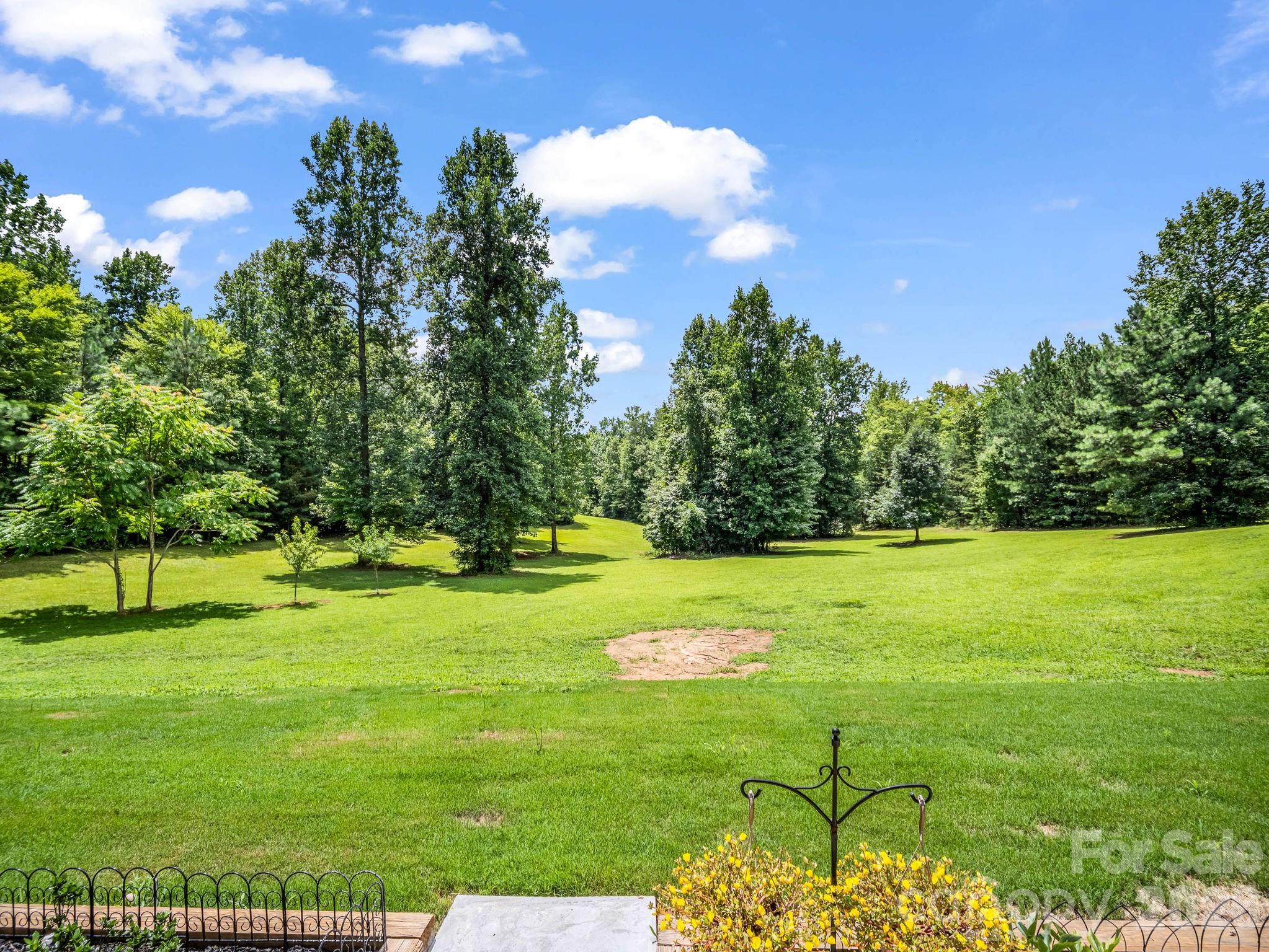 21 Rock Ridge Road — Mill Spring