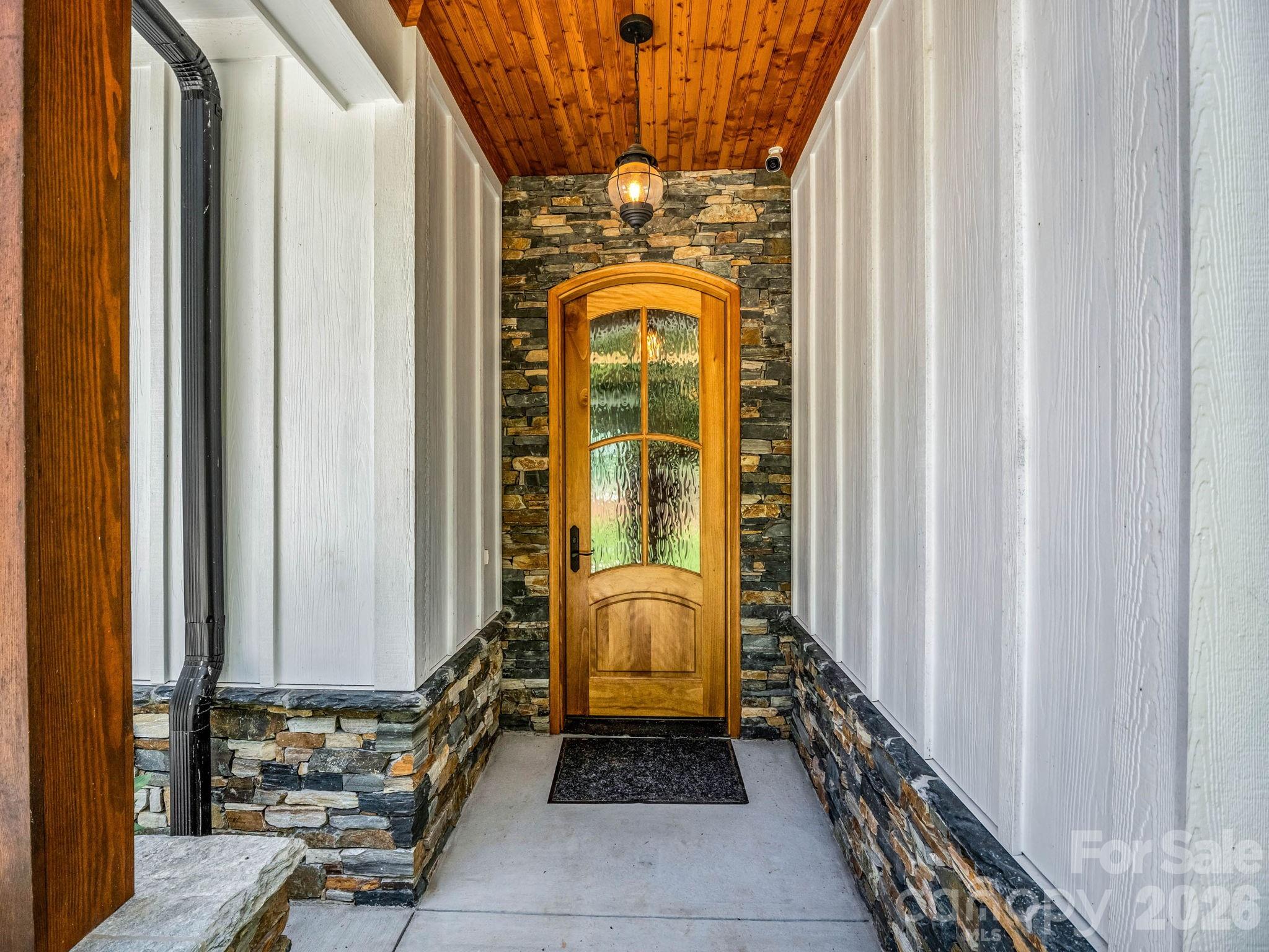 21 Rock Ridge Road — Mill Spring