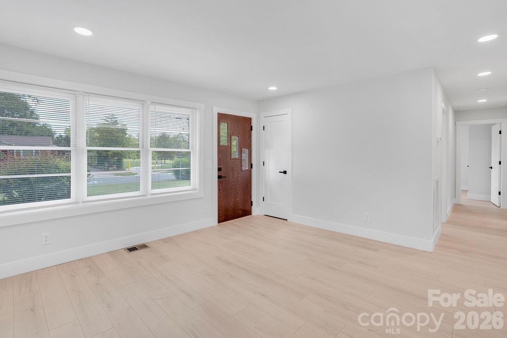 1351 Orvis Street — Charlotte