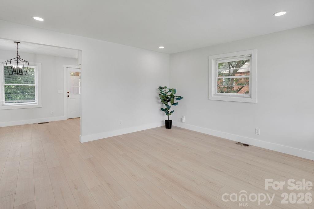 1351 Orvis Street — Charlotte