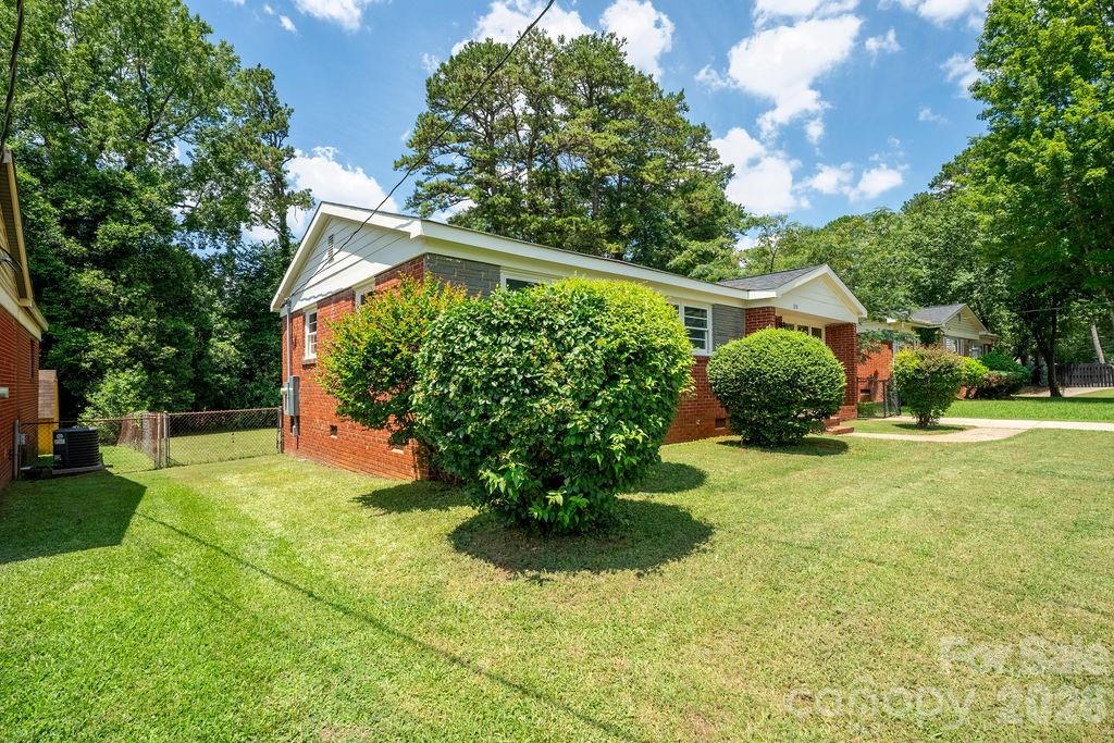 1351 Orvis Street — Charlotte