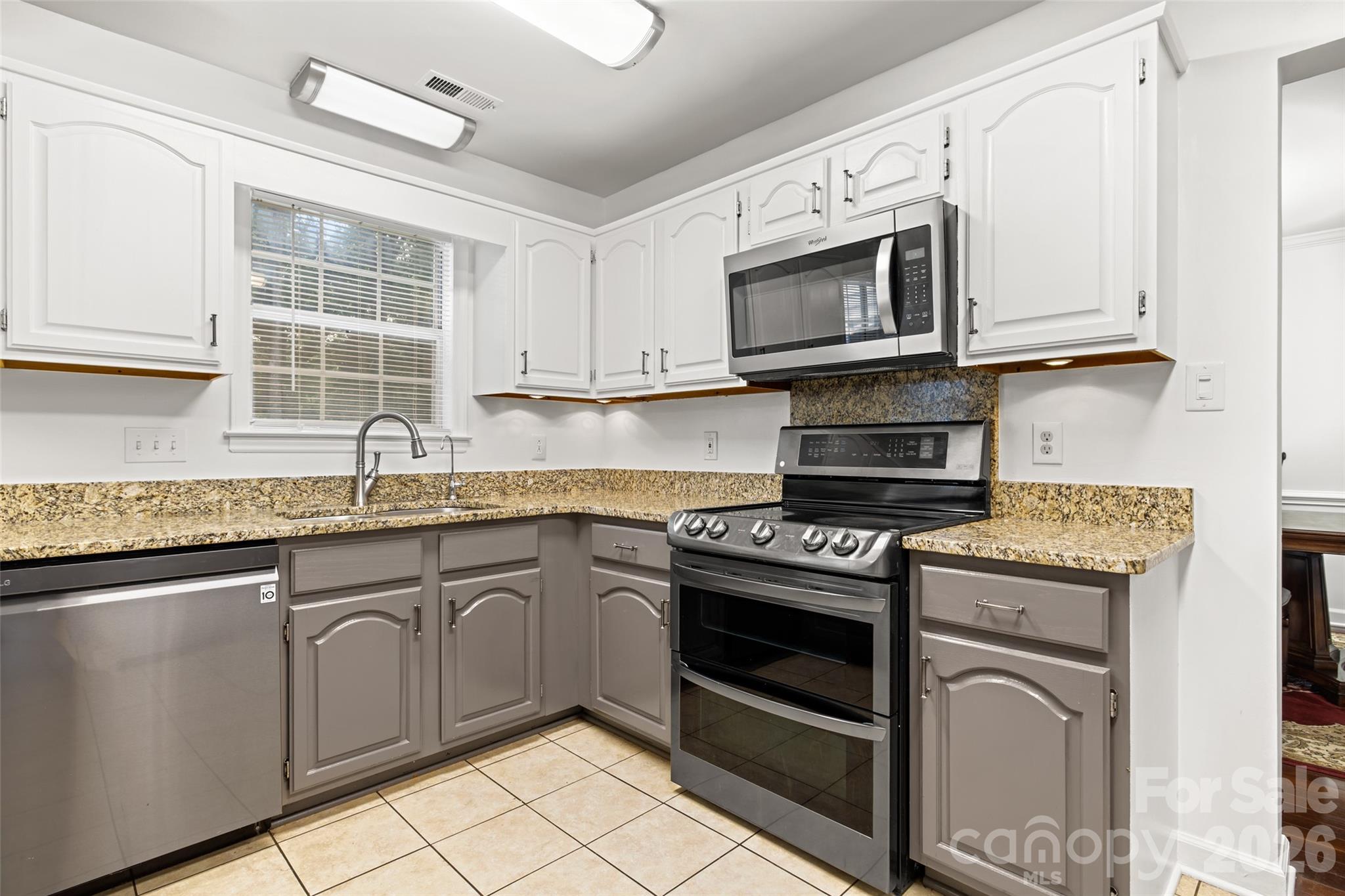 13110 Graymist Drive — Charlotte