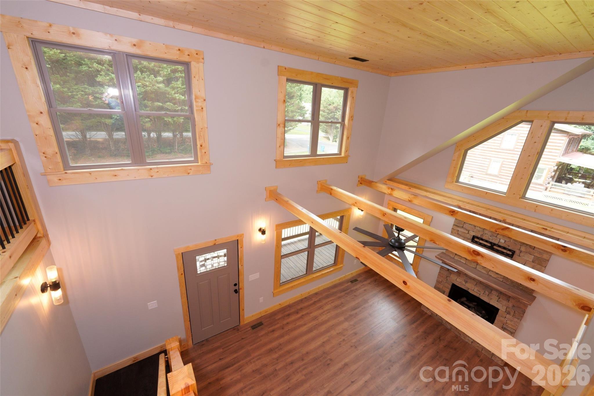 616 Twinbrook Lane — Maggie Valley