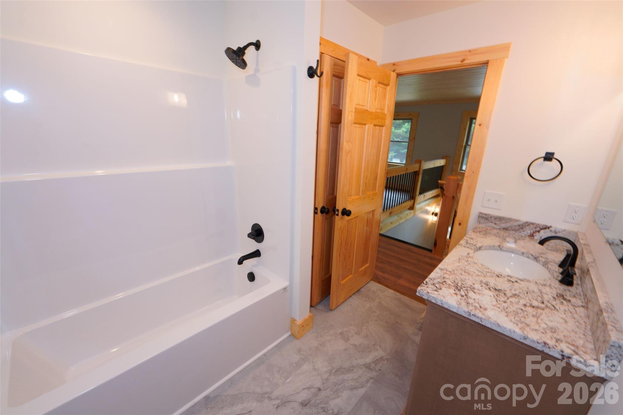 616 Twinbrook Lane — Maggie Valley