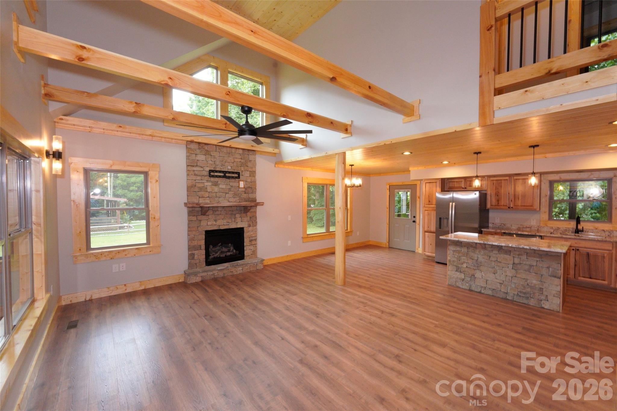 616 Twinbrook Lane — Maggie Valley