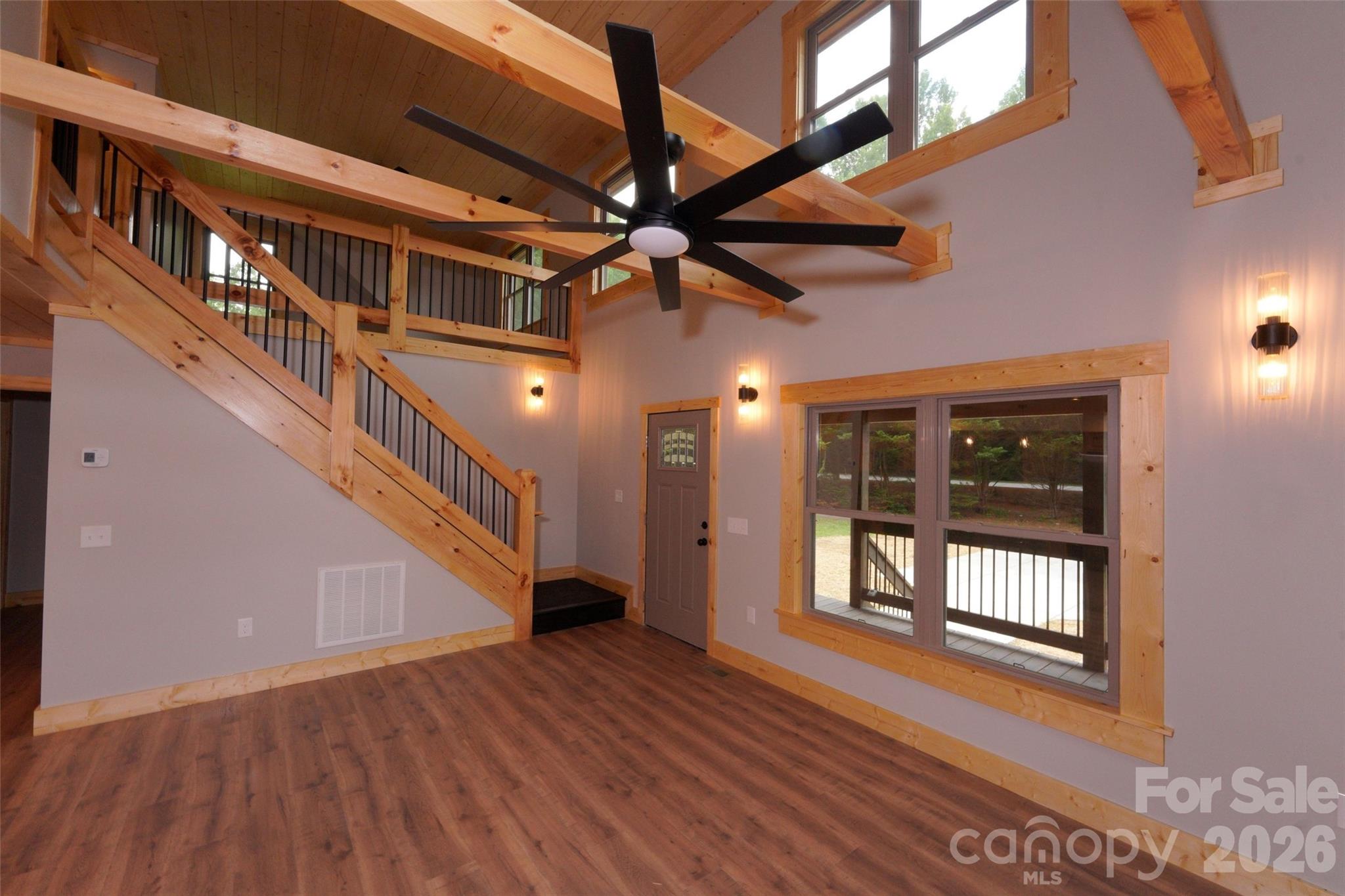 616 Twinbrook Lane — Maggie Valley