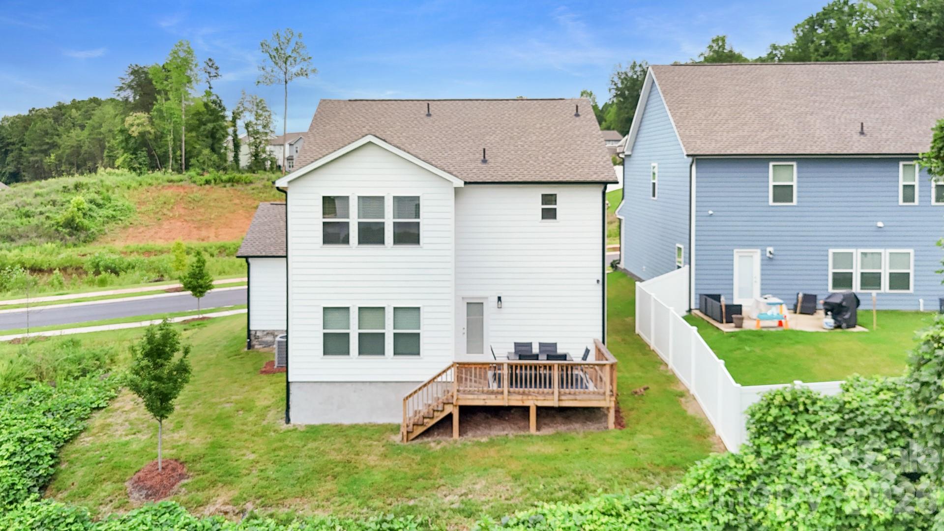 5256 Piedmont Run Road — Mount Holly