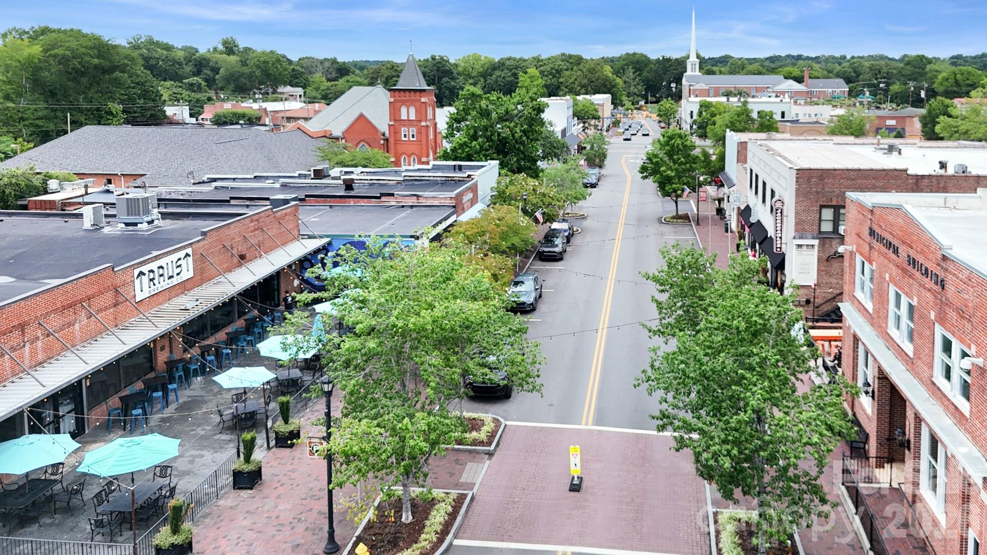 5256 Piedmont Run Road — Mount Holly