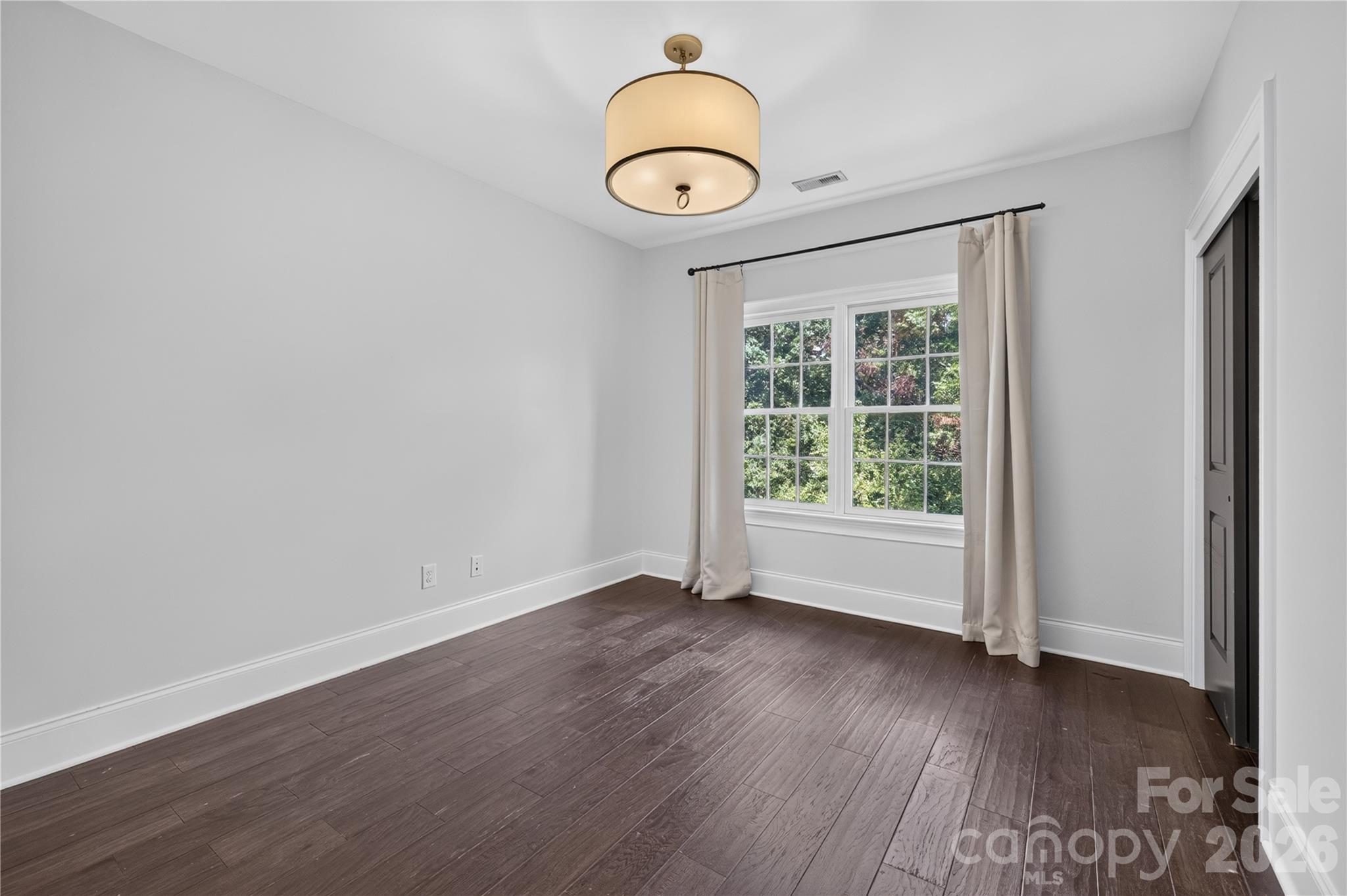 1624 Lombardy Circle — Charlotte