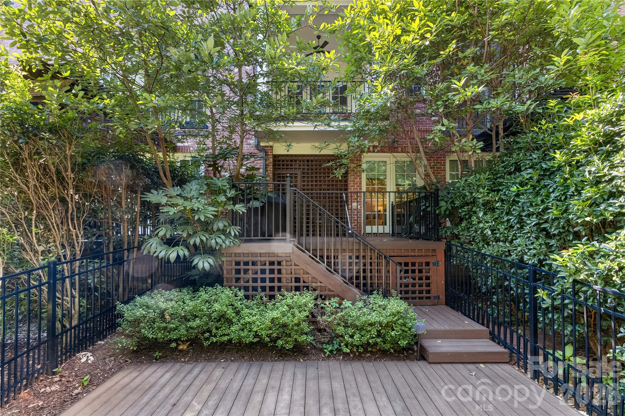 1624 Lombardy Circle — Charlotte
