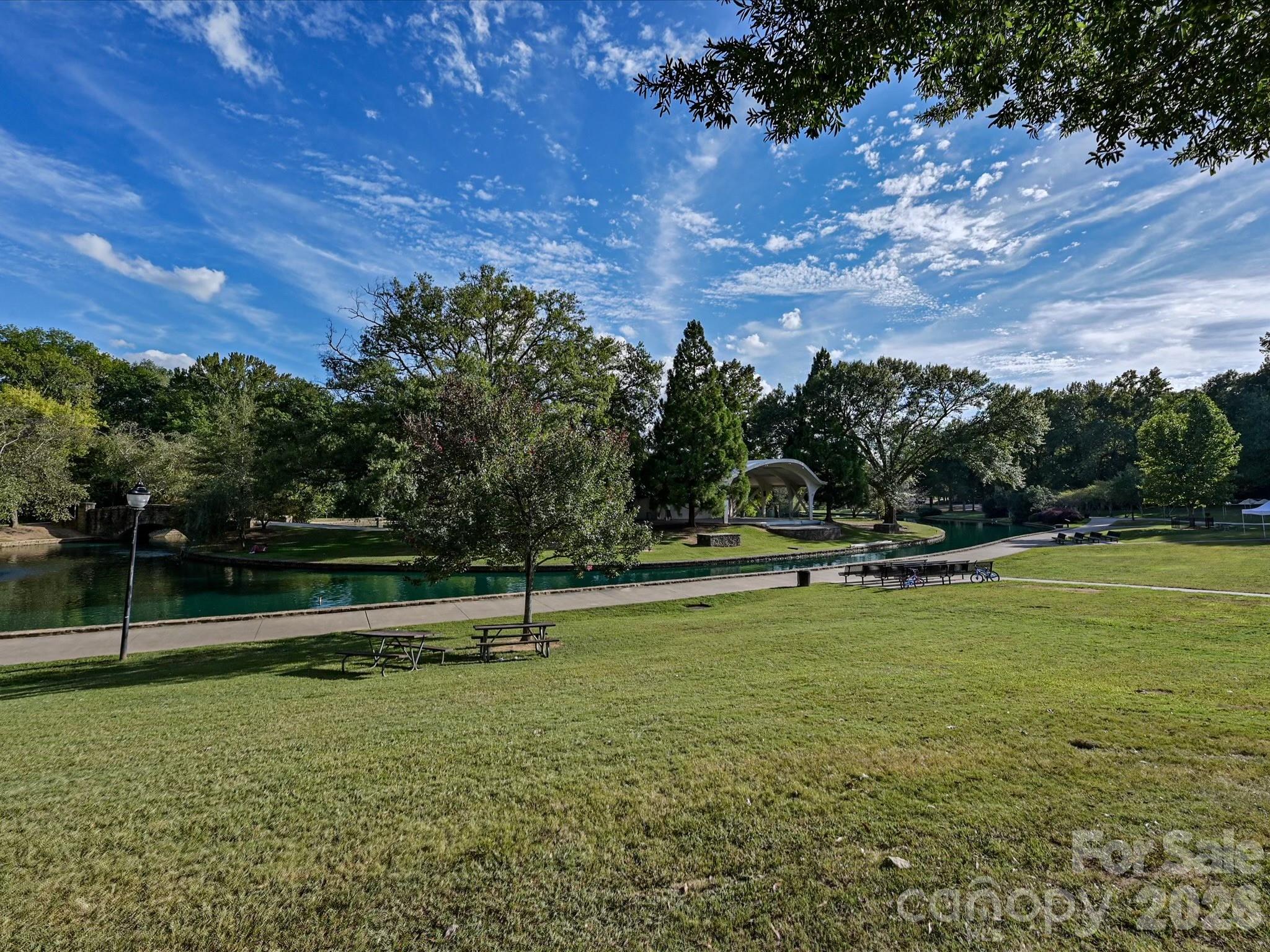 1624 Lombardy Circle — Charlotte