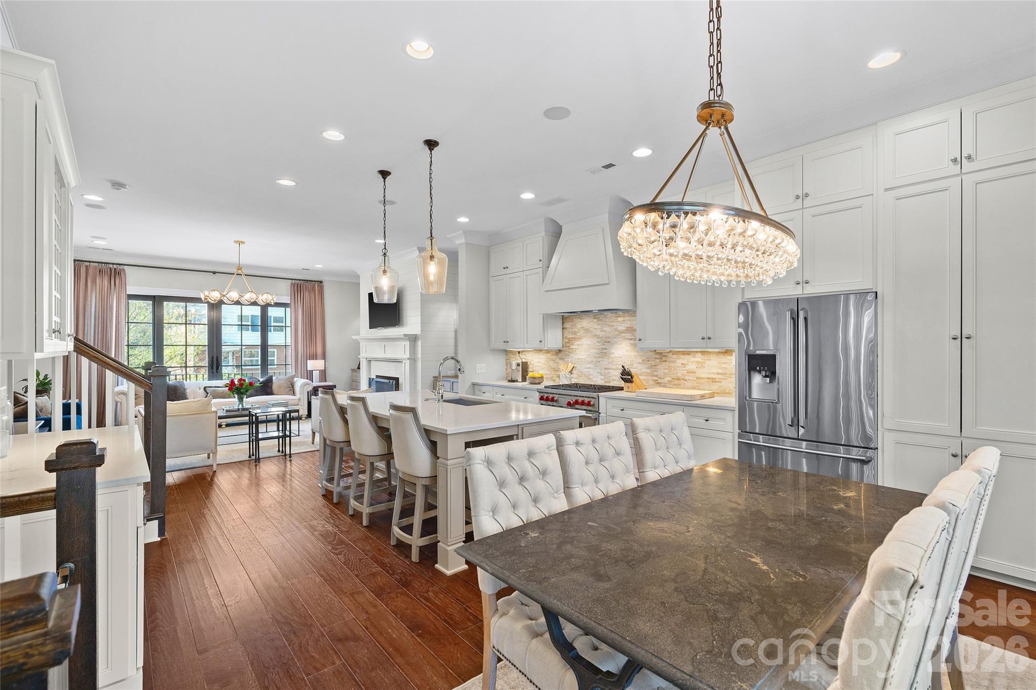 1624 Lombardy Circle — Charlotte