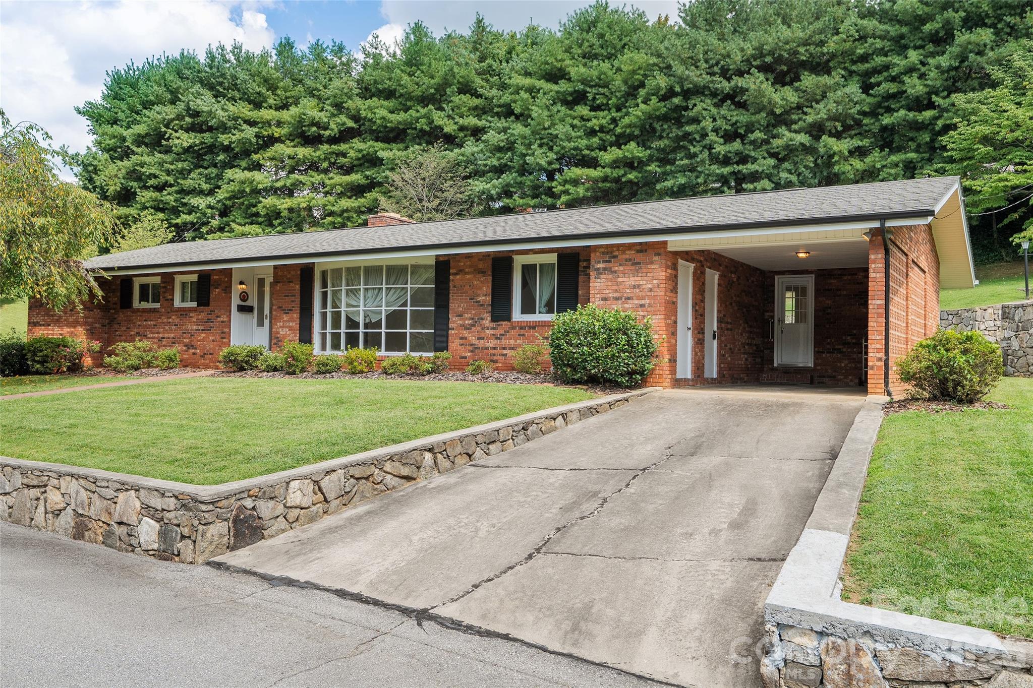62 W Haywood Drive — Canton