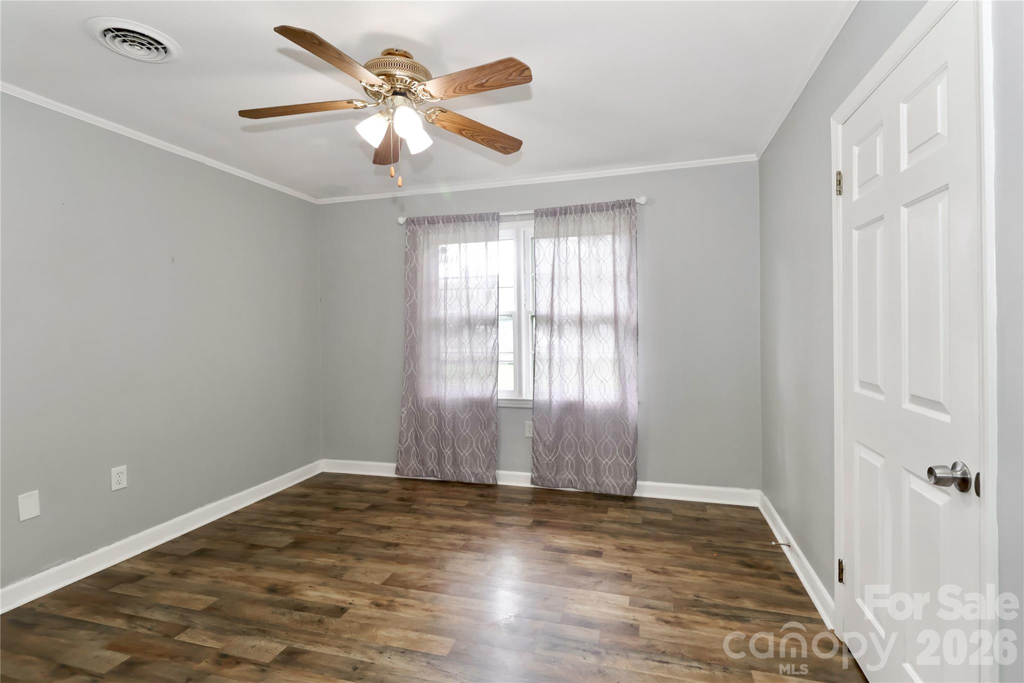 535 N Carolina Avenue — Statesville