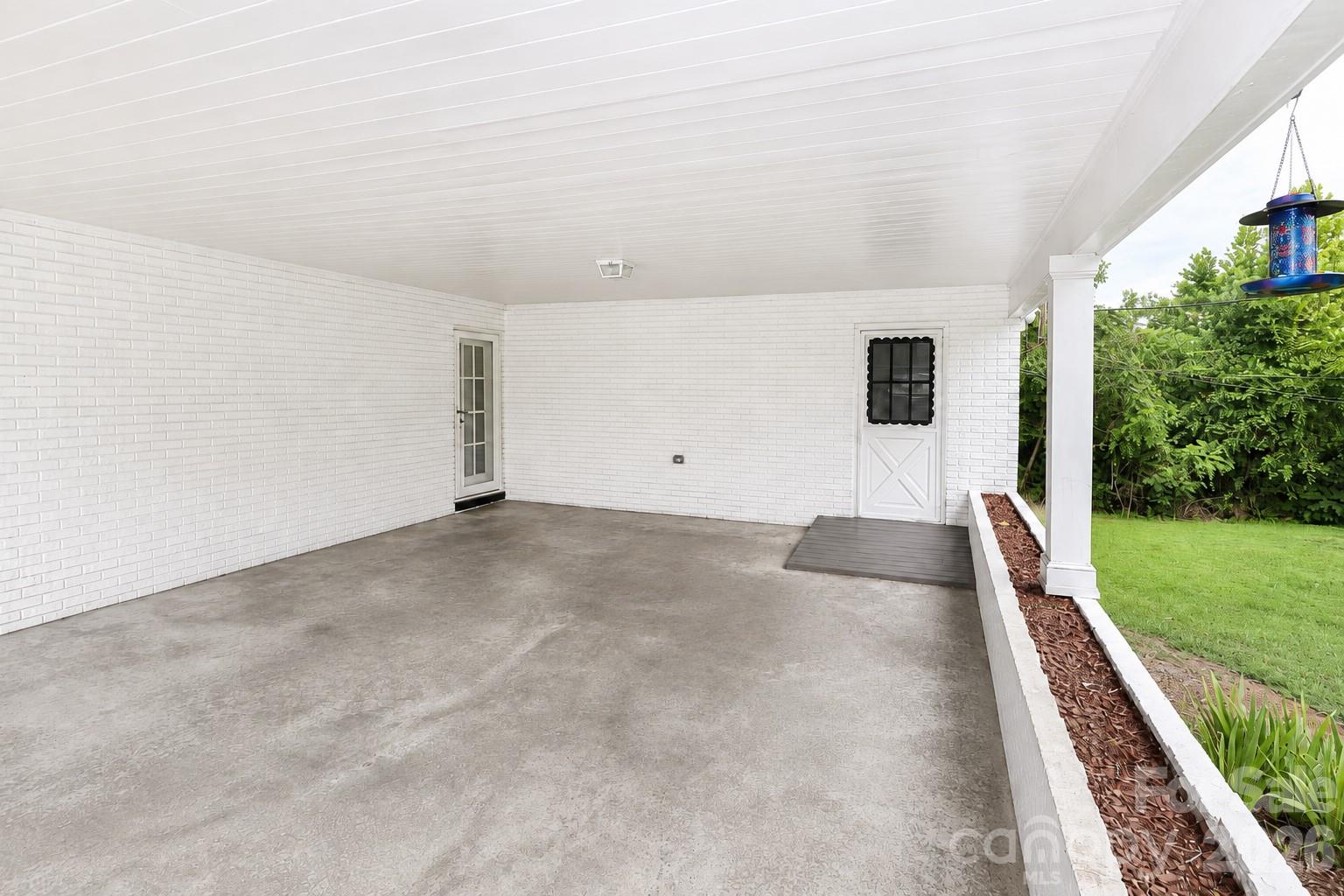 535 N Carolina Avenue — Statesville