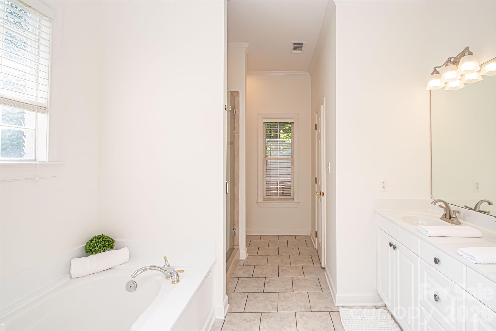 2600 Rustic Ridge Court — Charlotte