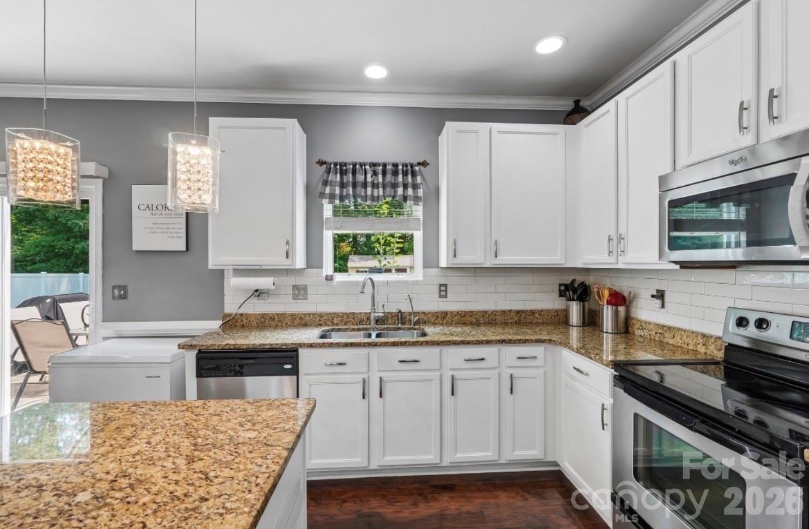 8810 Gray Willow Road — Charlotte