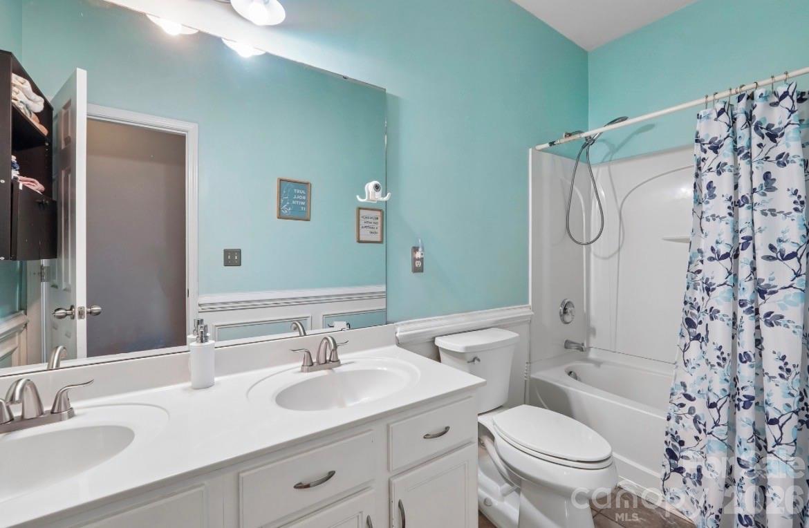 8810 Gray Willow Road — Charlotte