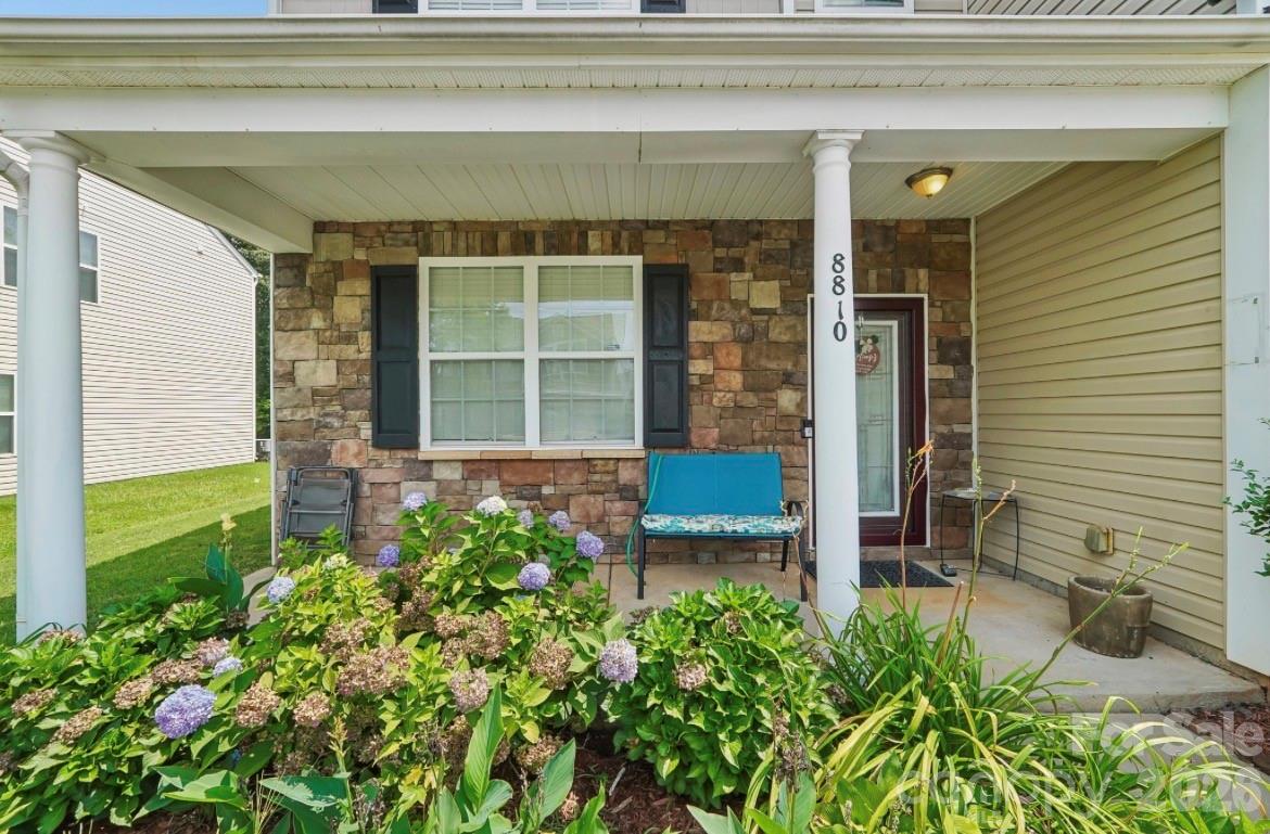8810 Gray Willow Road — Charlotte