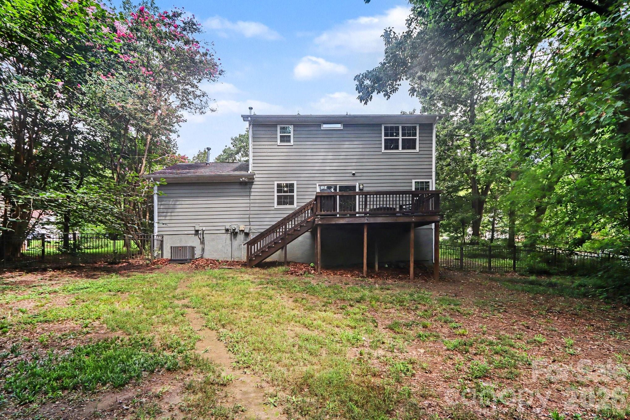 2132 Killarney Place — Charlotte