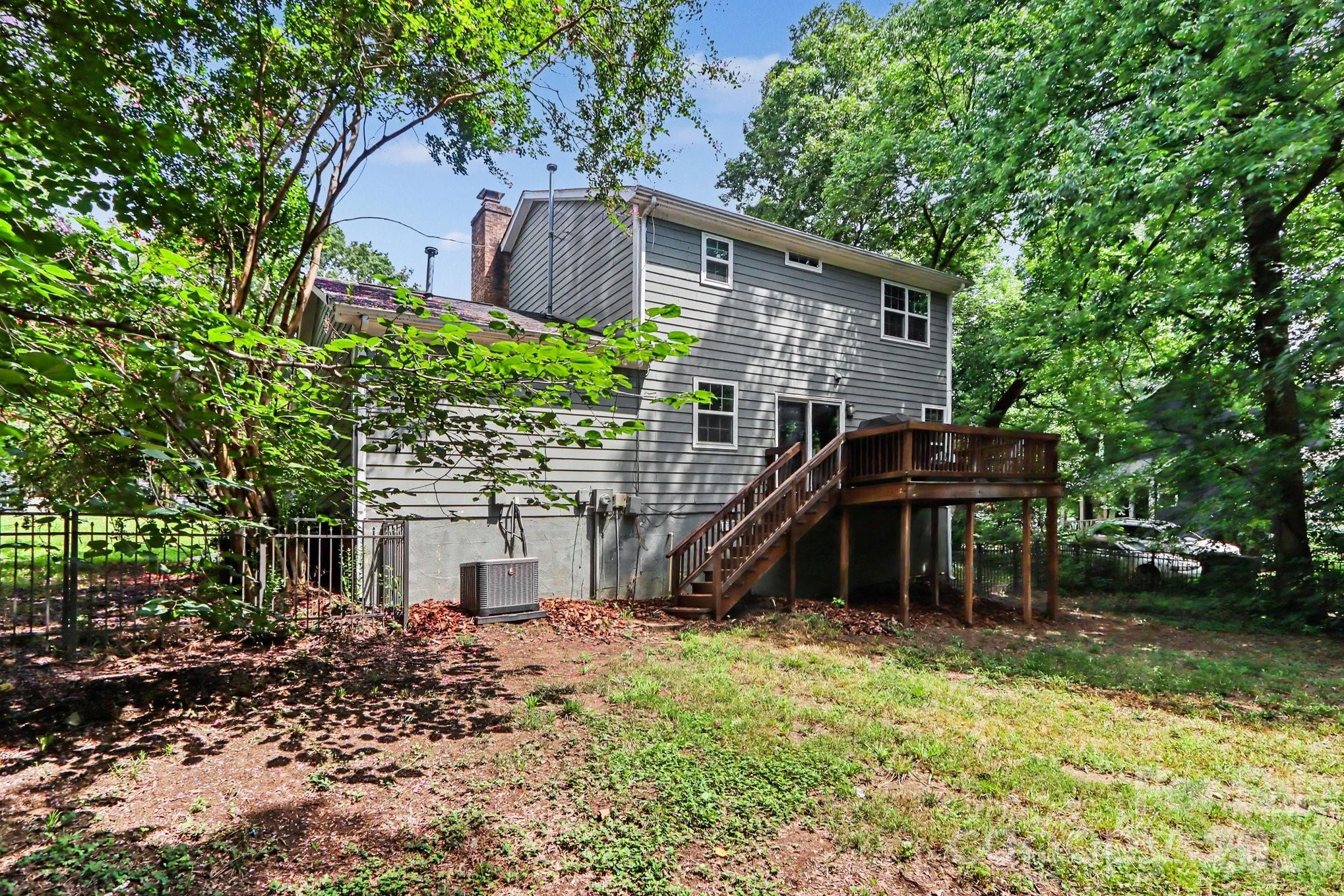 2132 Killarney Place — Charlotte