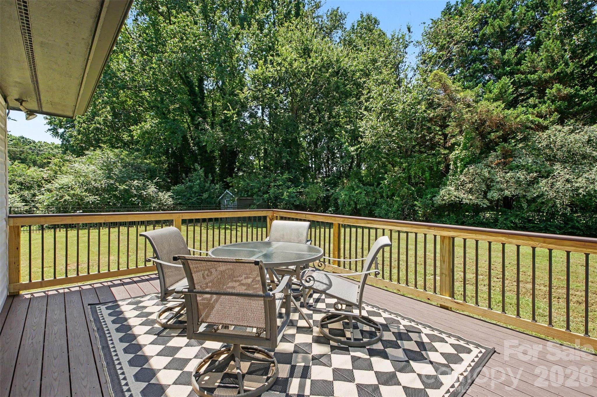 8319 Vagabond Road — Charlotte