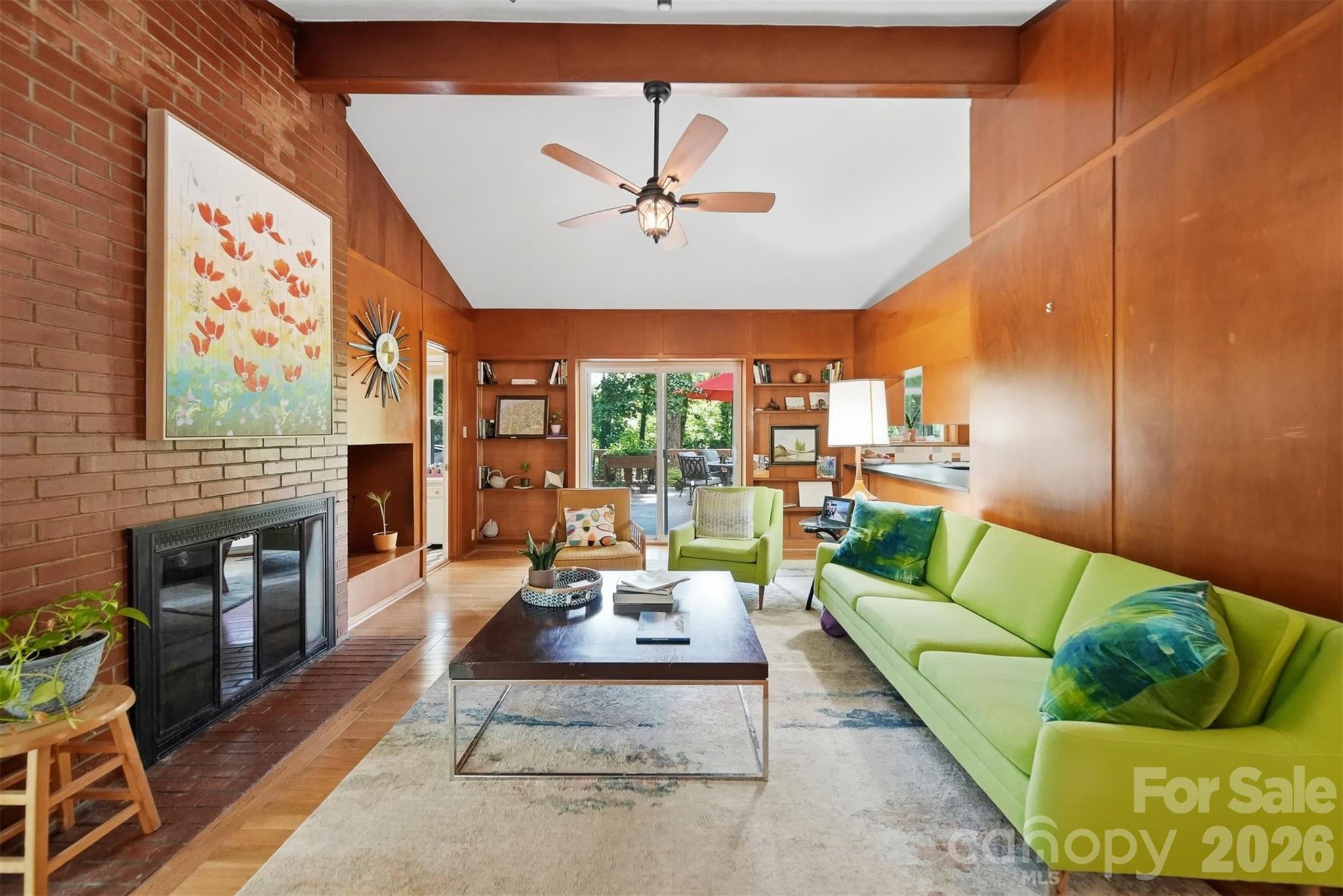 120 Woodland Drive — Morganton