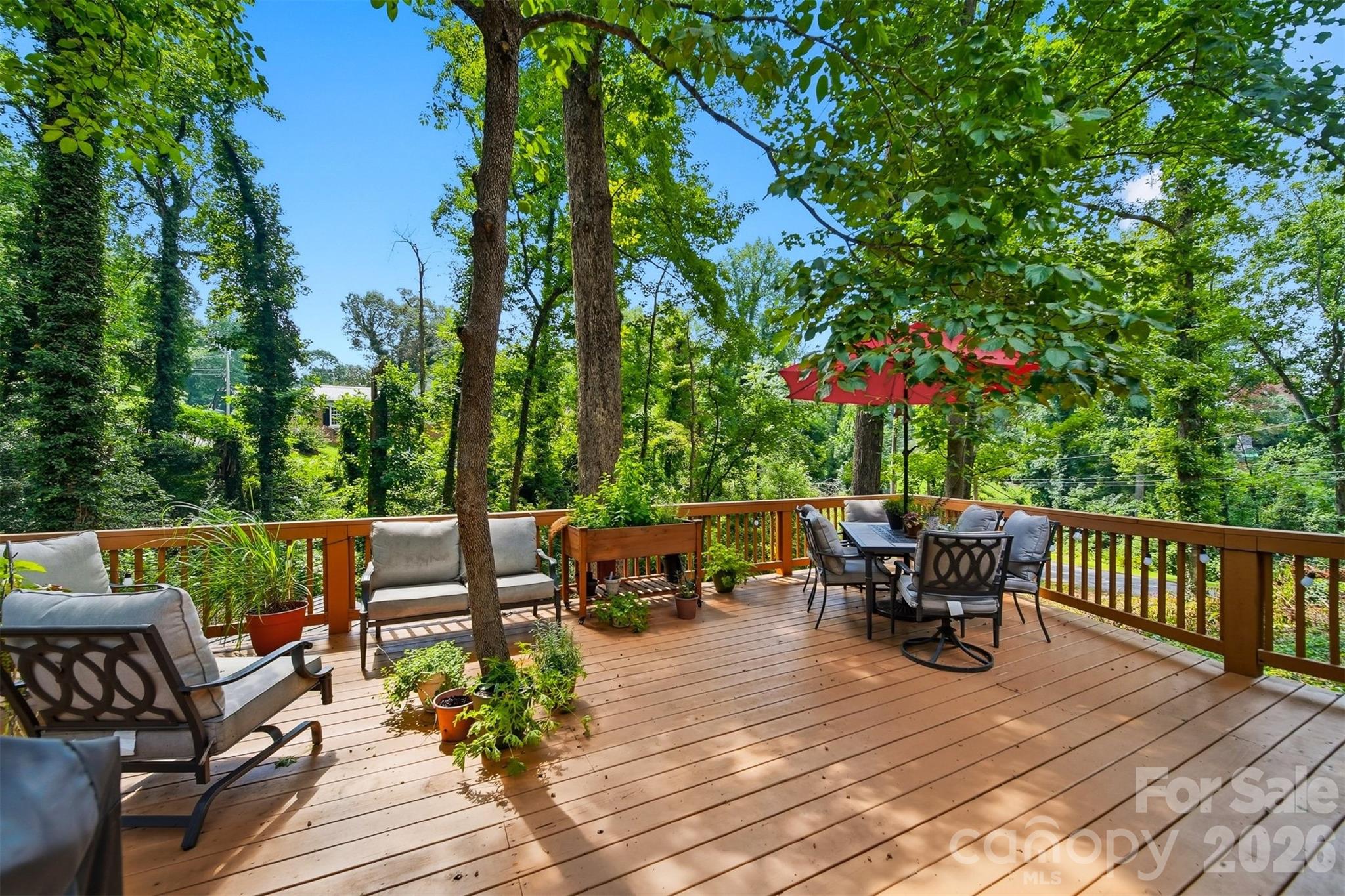 120 Woodland Drive — Morganton