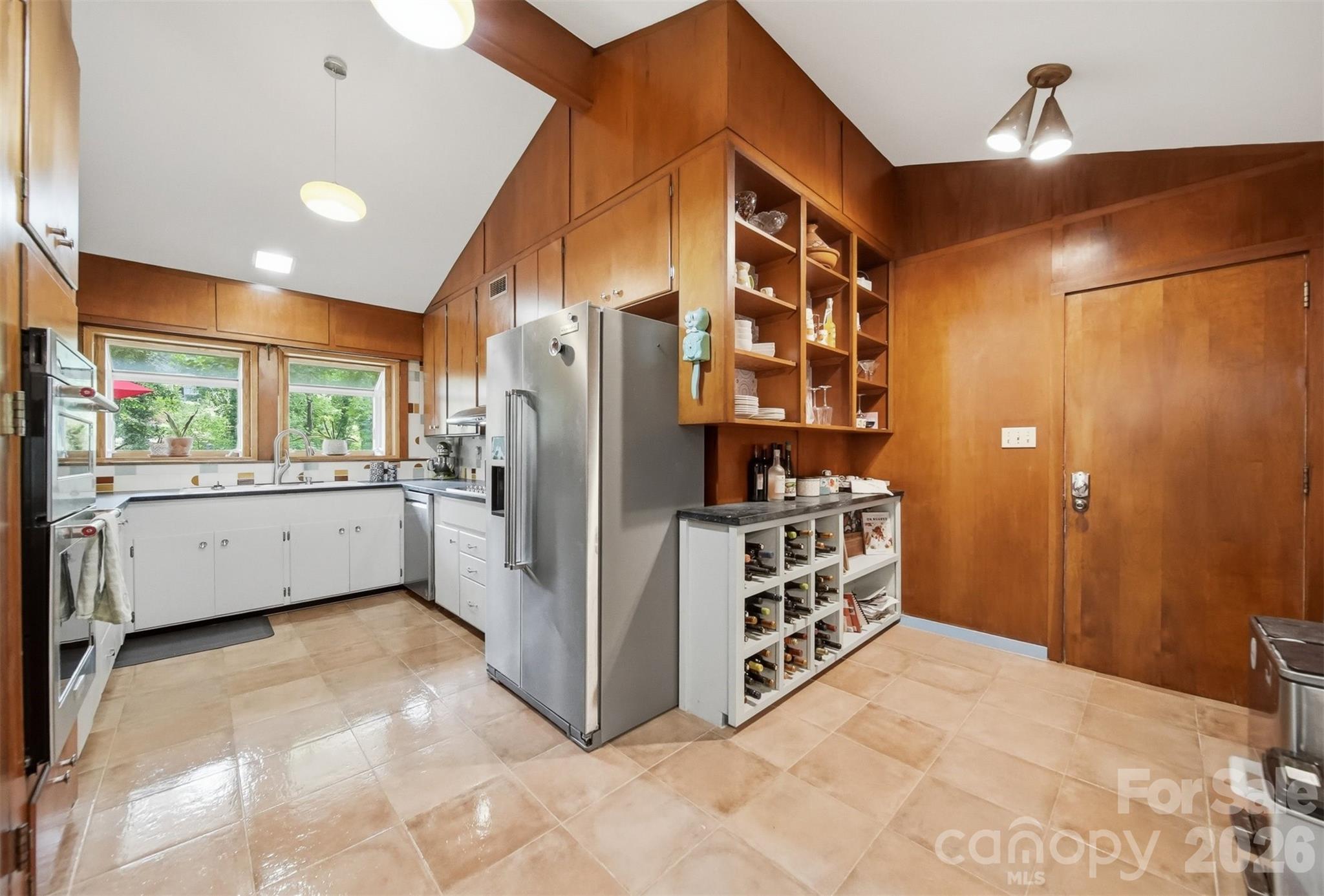 120 Woodland Drive — Morganton