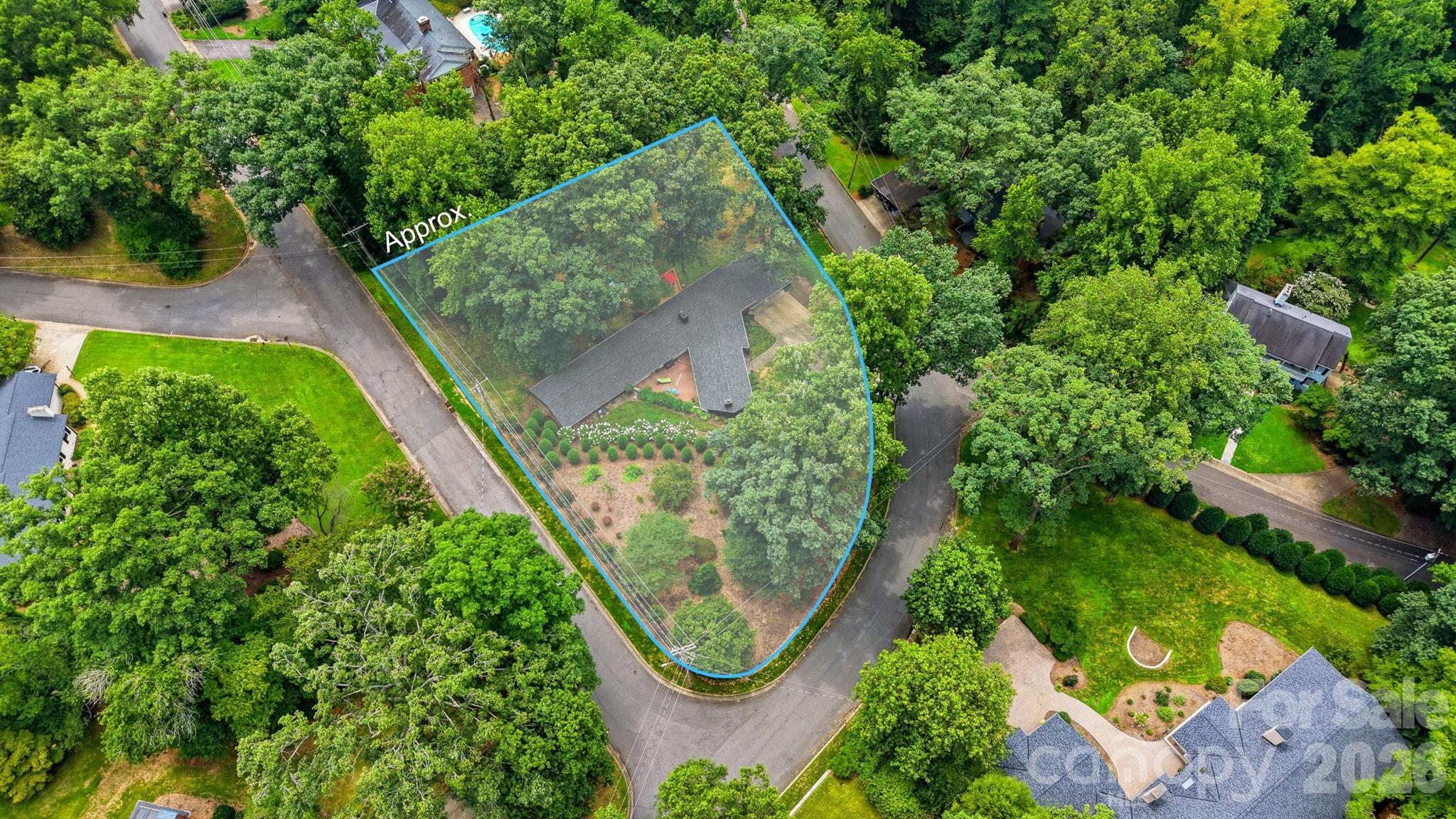 120 Woodland Drive — Morganton