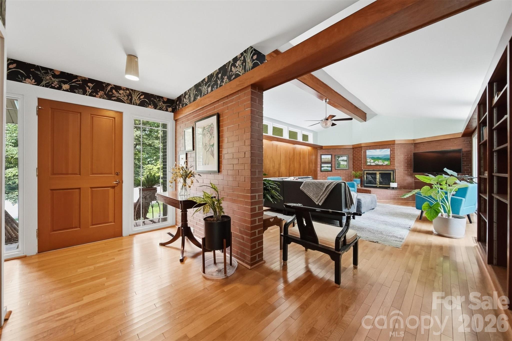 120 Woodland Drive — Morganton